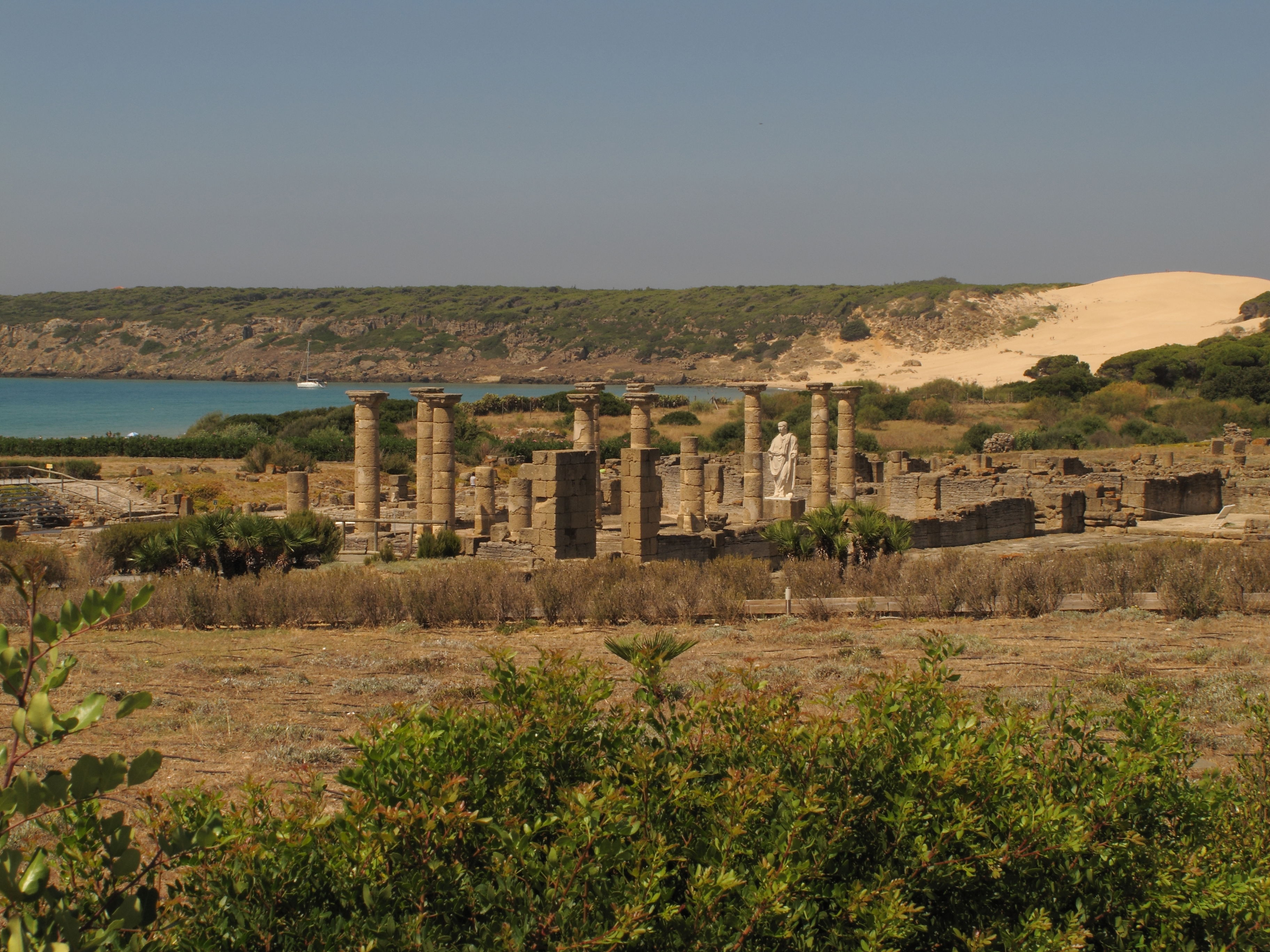 Yacimiento arqueológico, por Paco Ldo Rgz