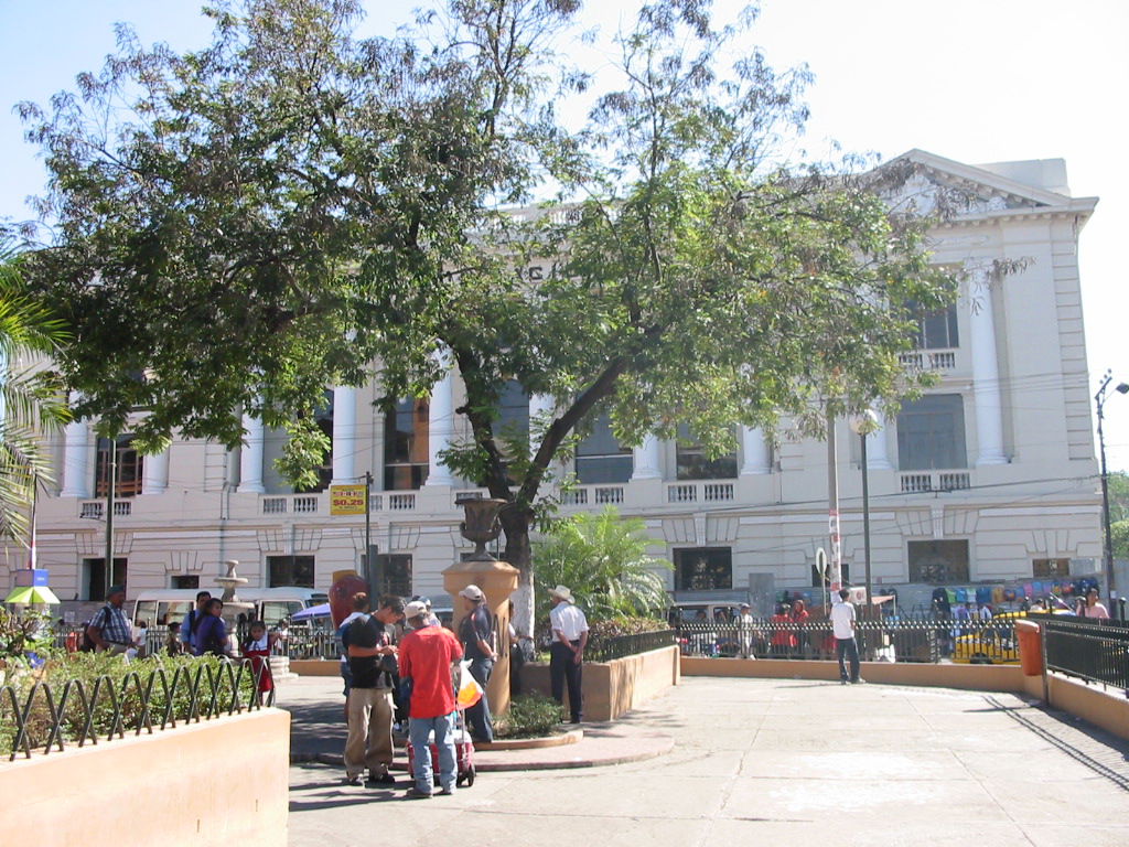 Plaza Morazán, por lamaga