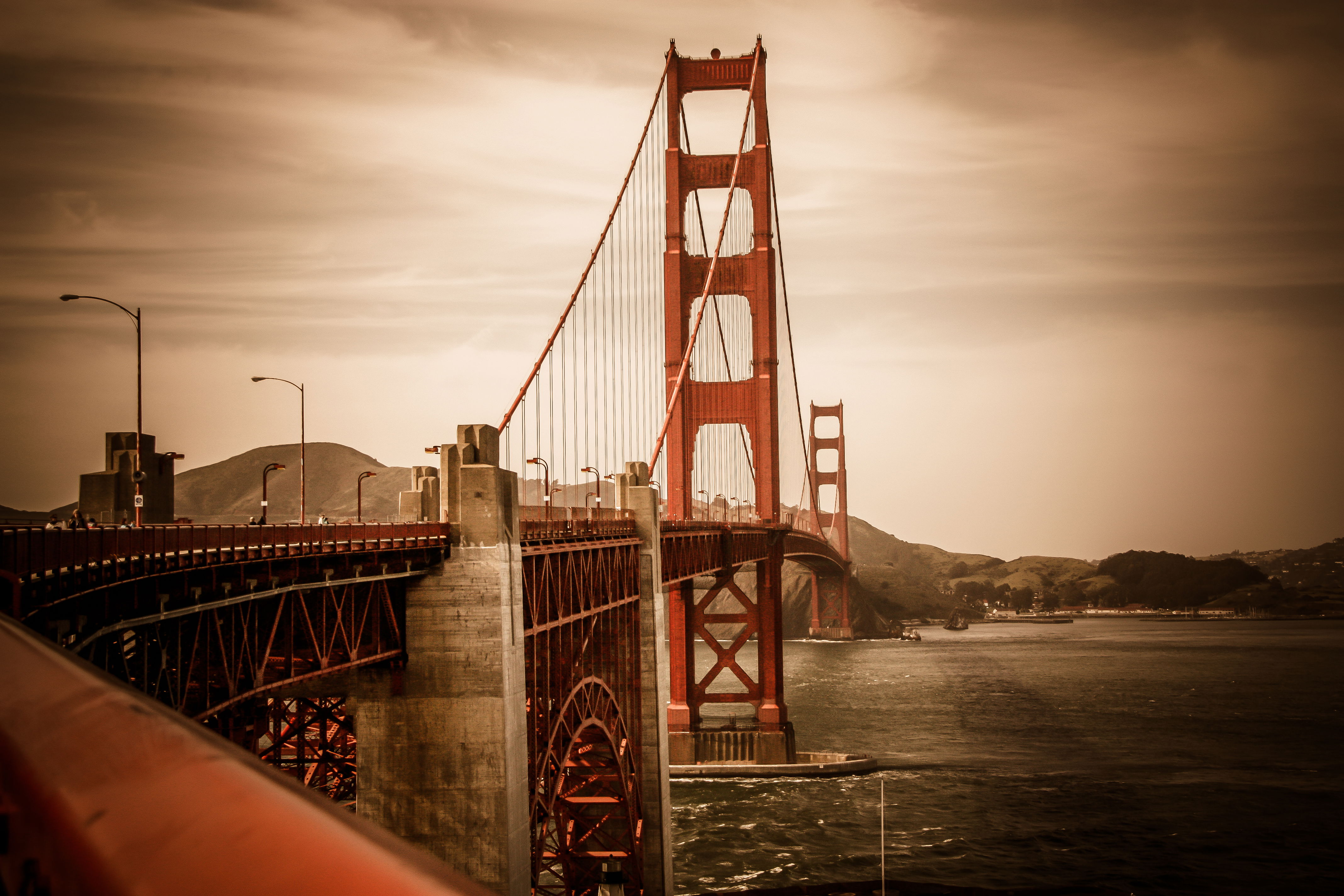 Golden Gate Bridge in Mist, San Francisco California Landmark