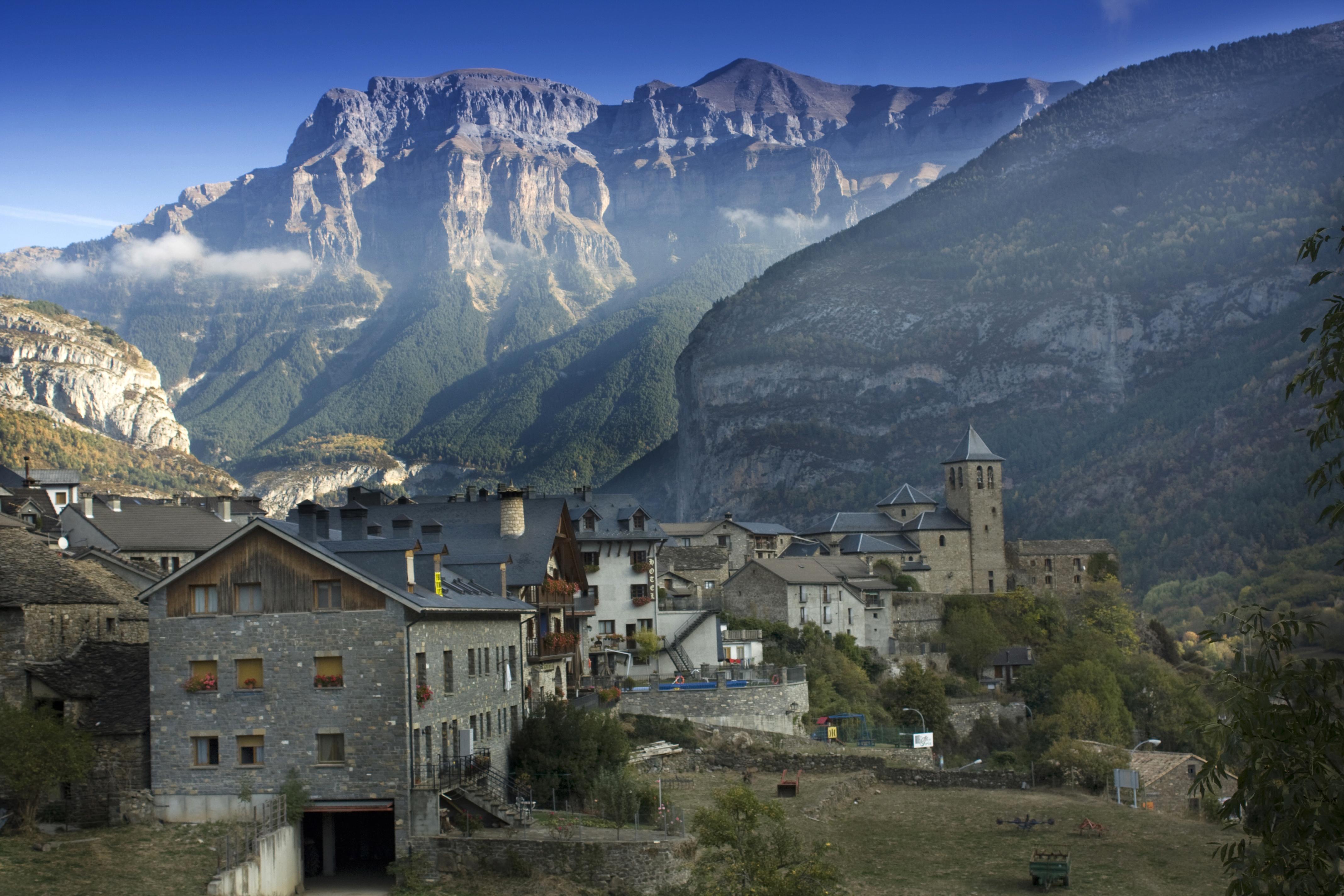 Huesca, por Antonio Martinez