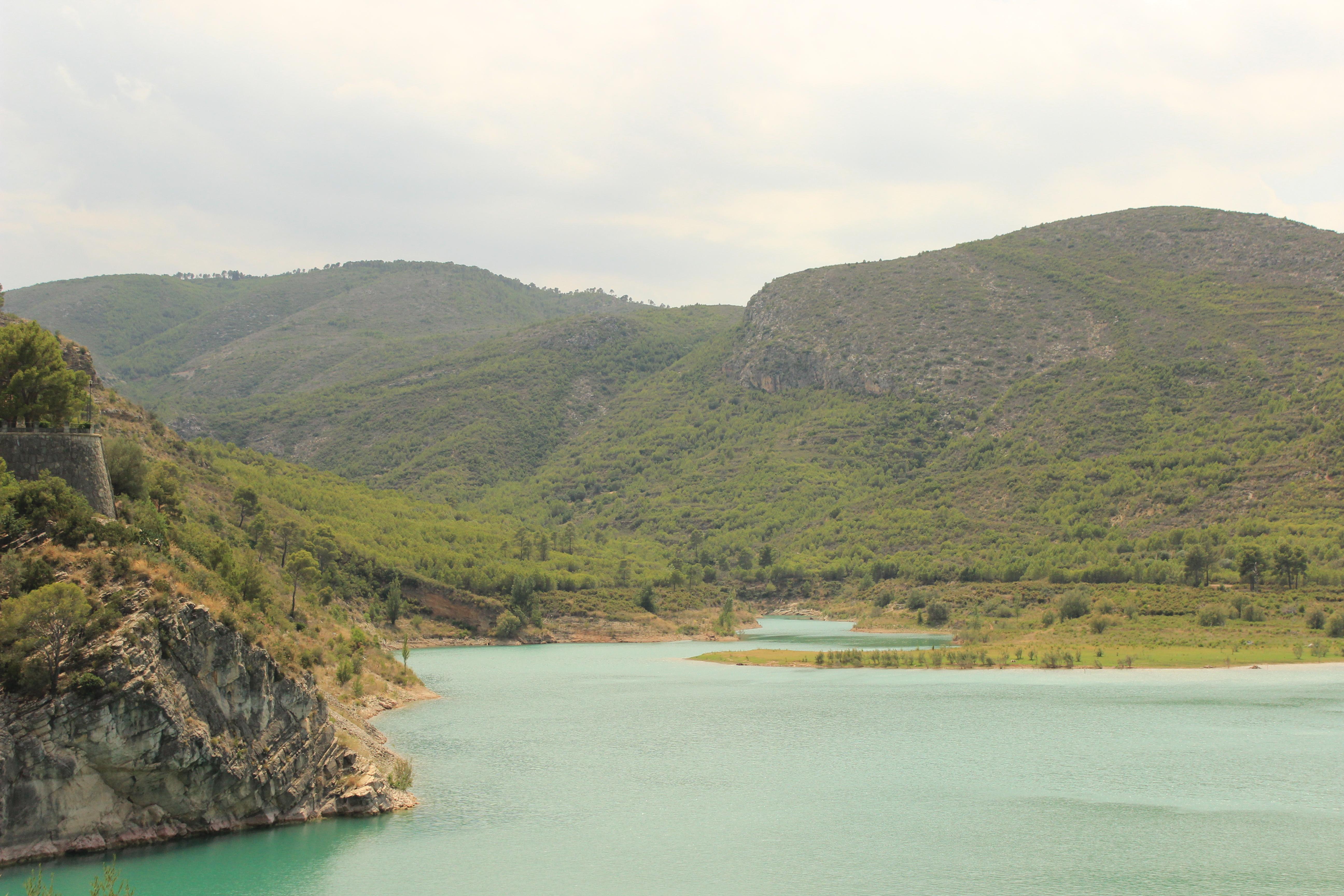 Embalse de Loriguilla, por Athenea Tuturu
