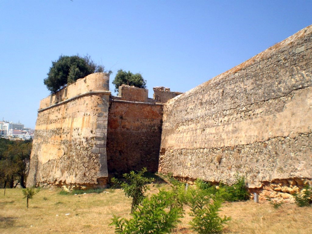 Murallas y Baluartes, por Gorgonita