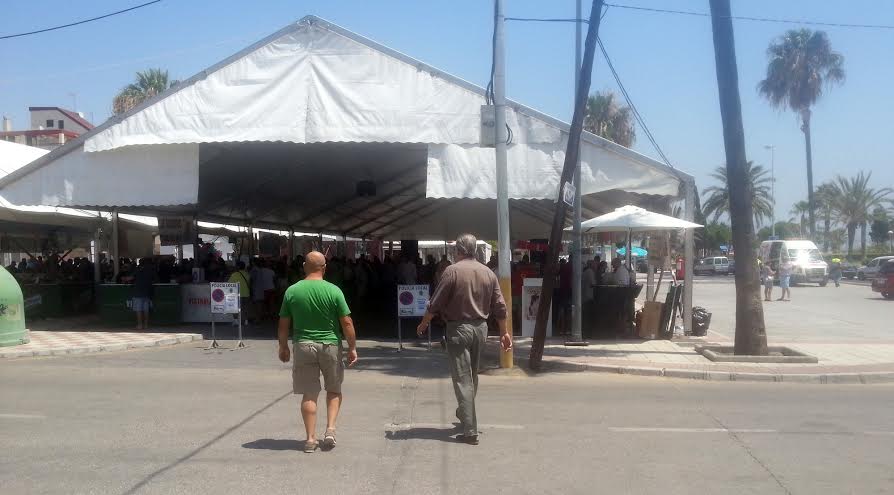 Feria de Dia, por Marilo Marb