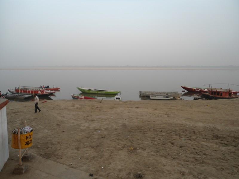 Tulsi Ghat, por Marie & Matt