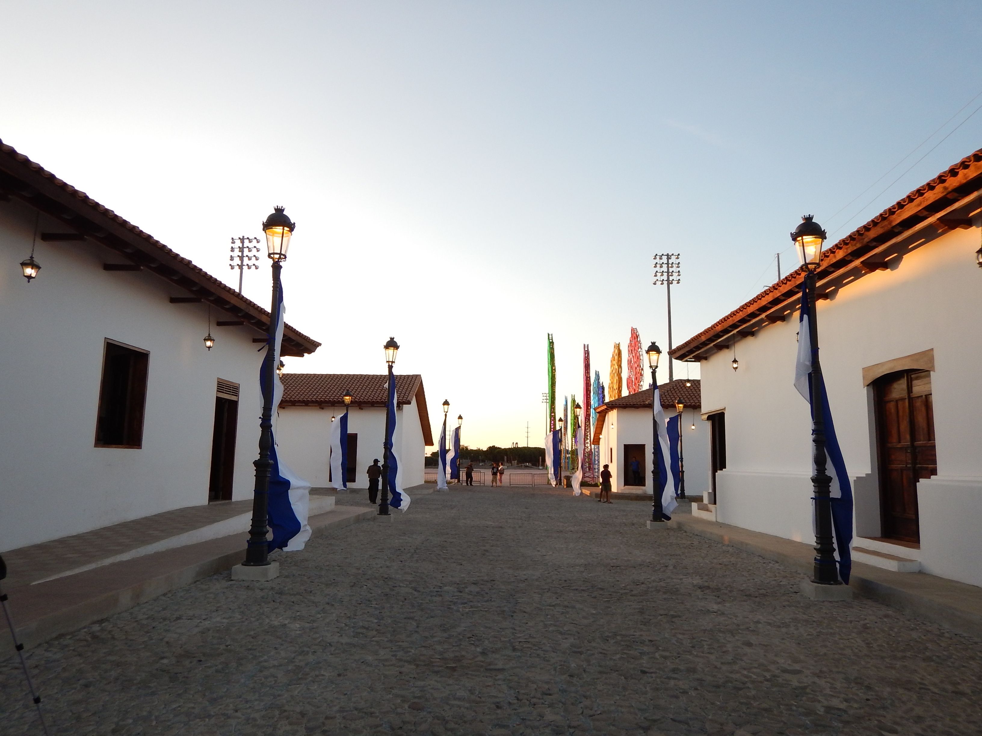 Paseo Xolotlán, por Rafael Blando