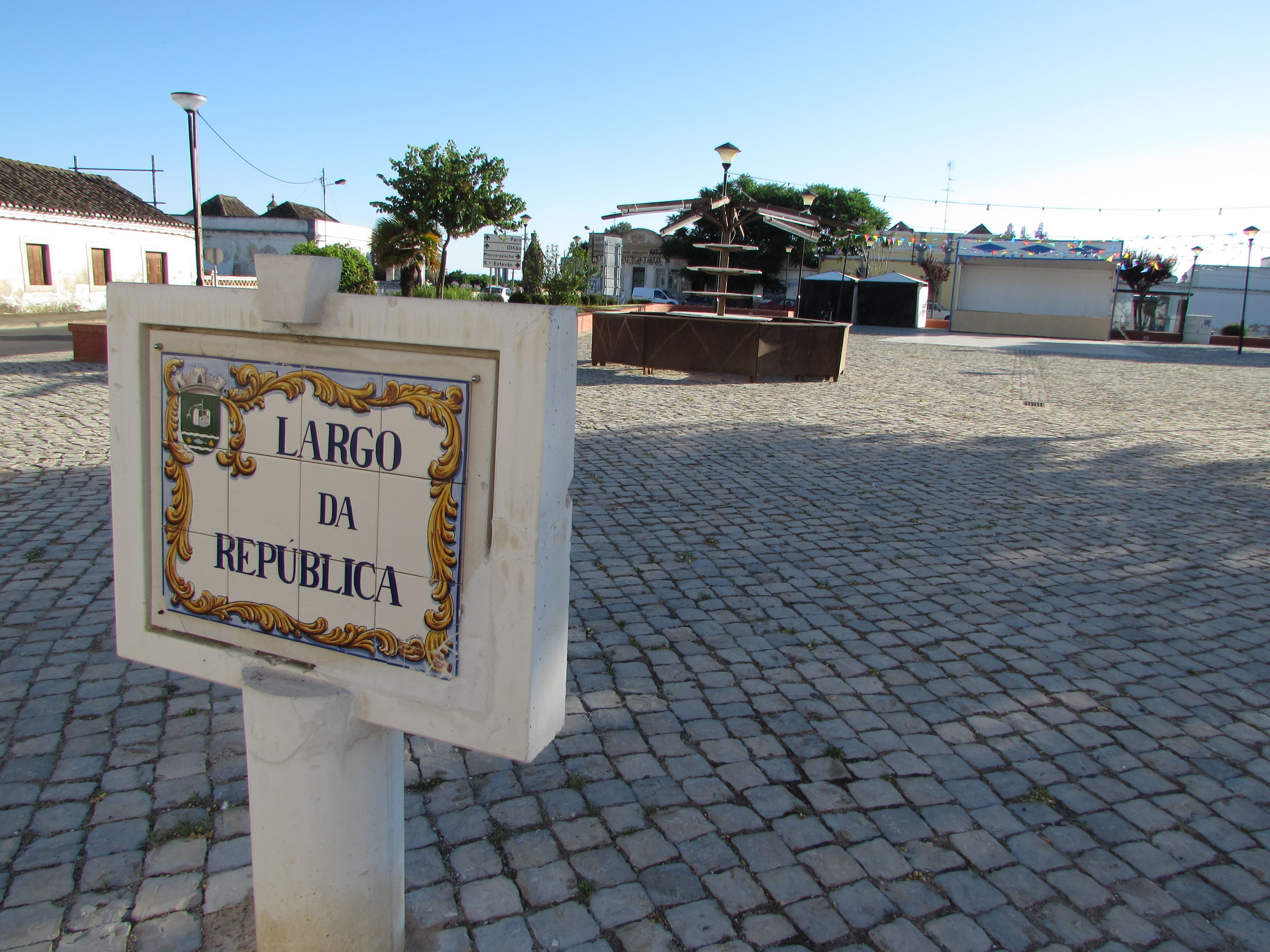 Plazas en Tavira: rincones encantadores que no te puedes perder