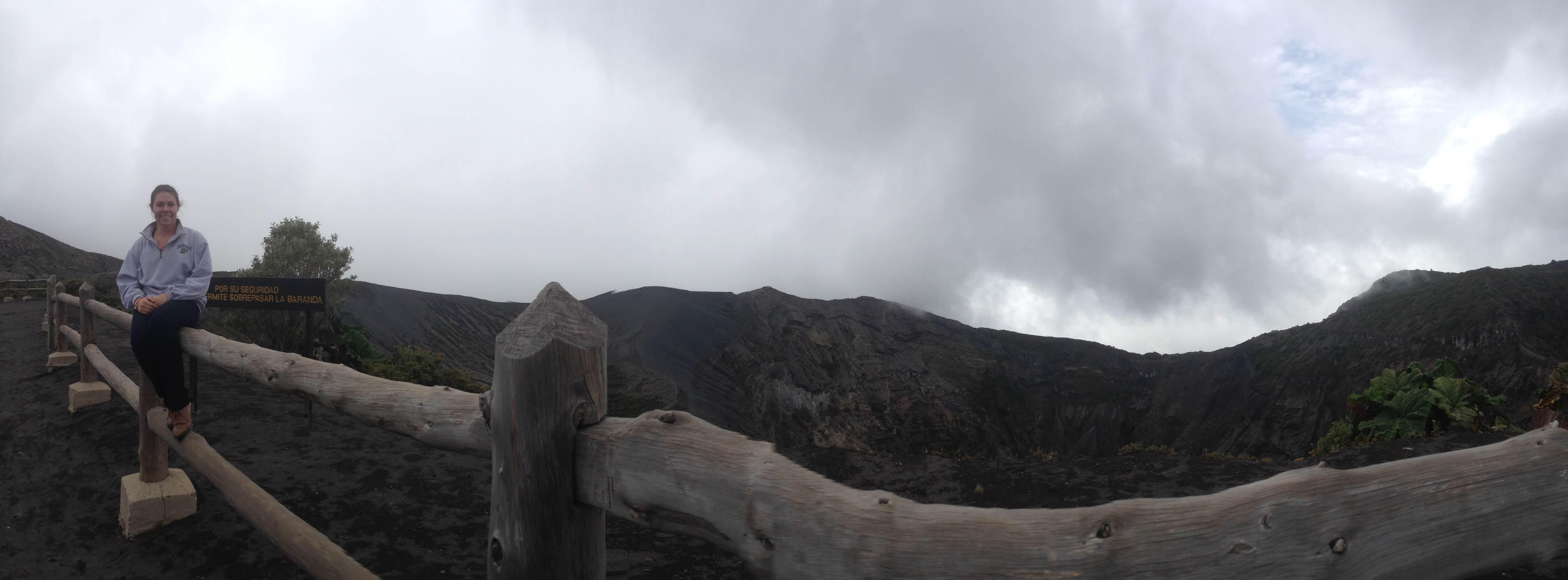 Volcanes en Cartago: maravillas naturales que cautivan al viajero