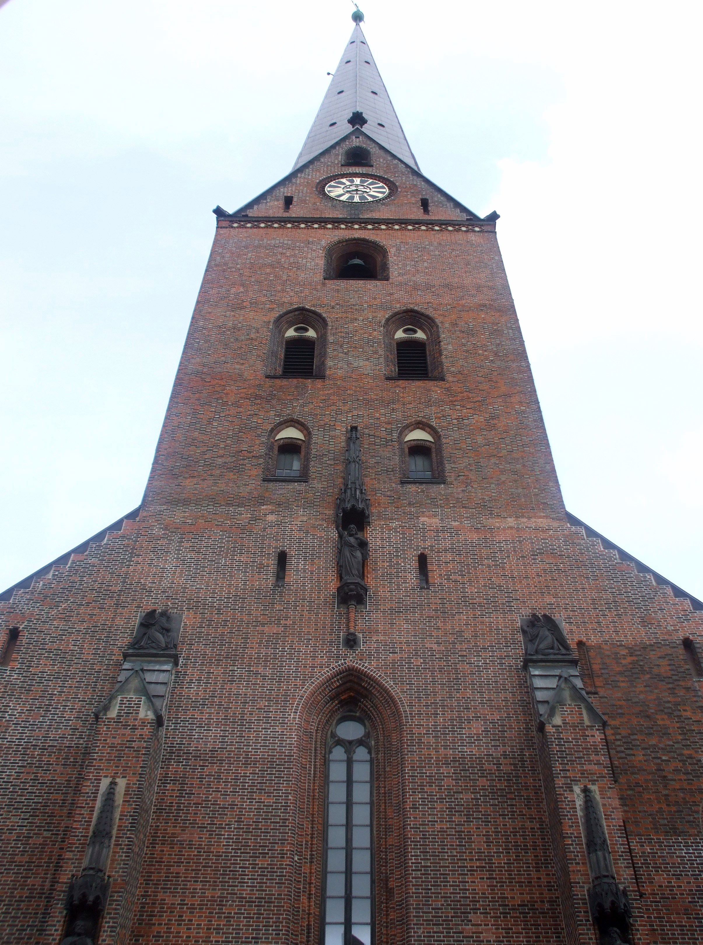 Iglesia de San Pedro - Hauptkirche St Petri, por nicolas.perriot