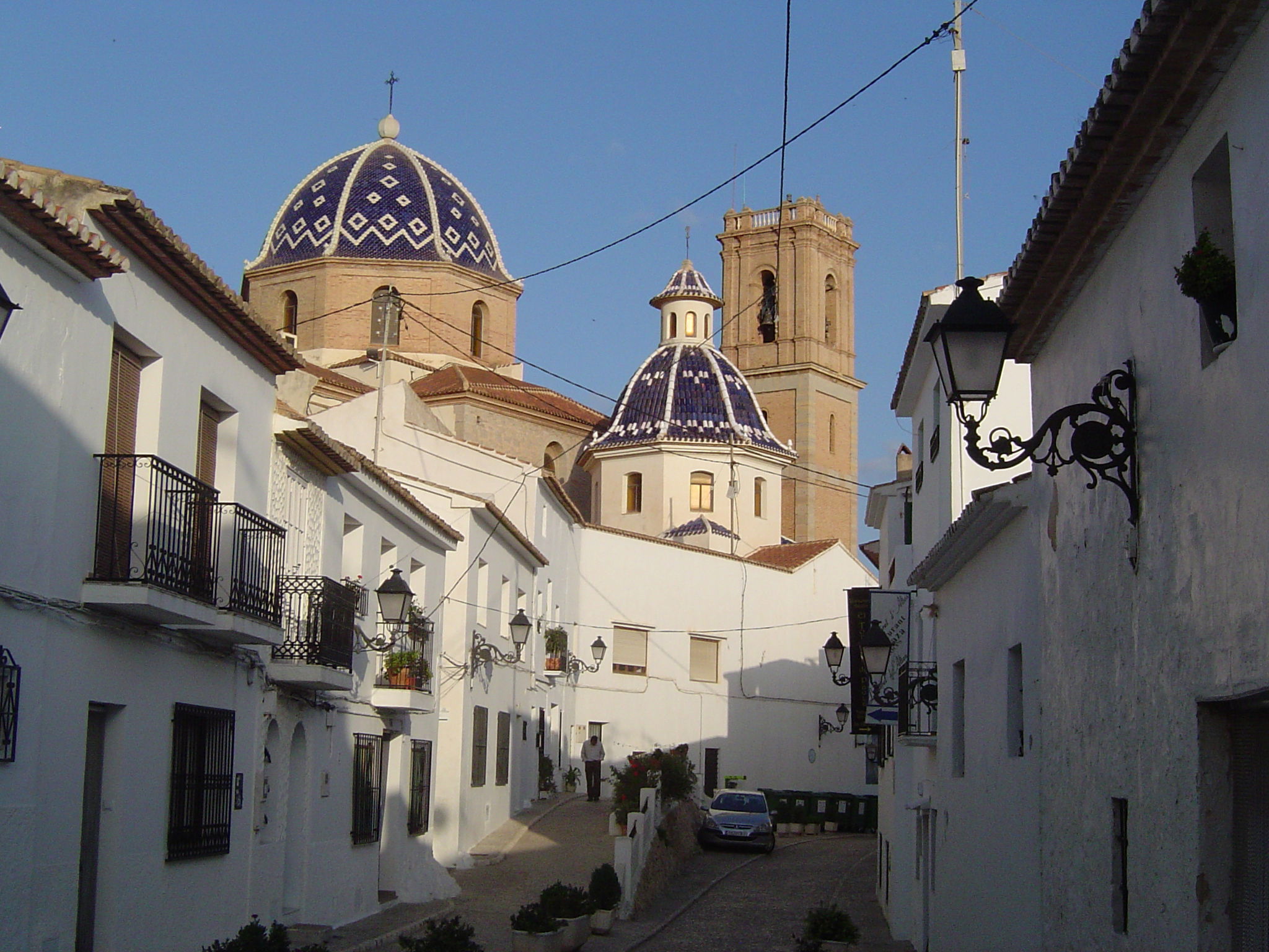 Iglesia de Nuestra Señora del Consuelo, por sala2500