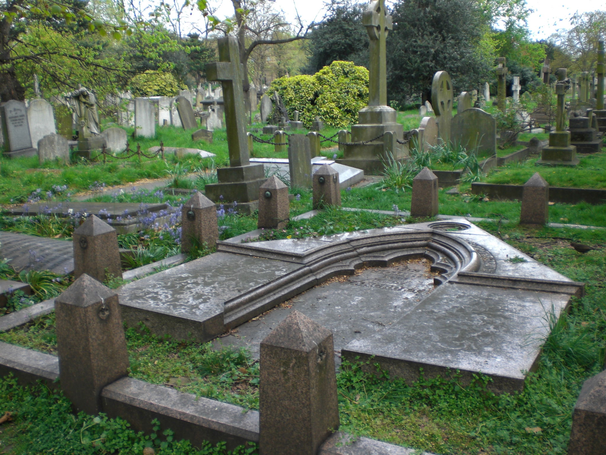 Nunhead Cemetery, por paulinette
