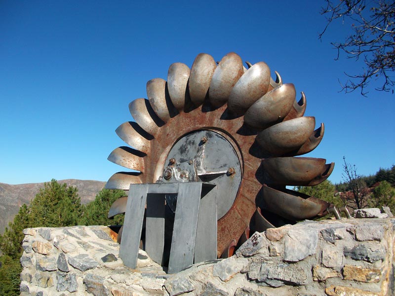 Monumento "Rodete Pelton", por Marilo Marb