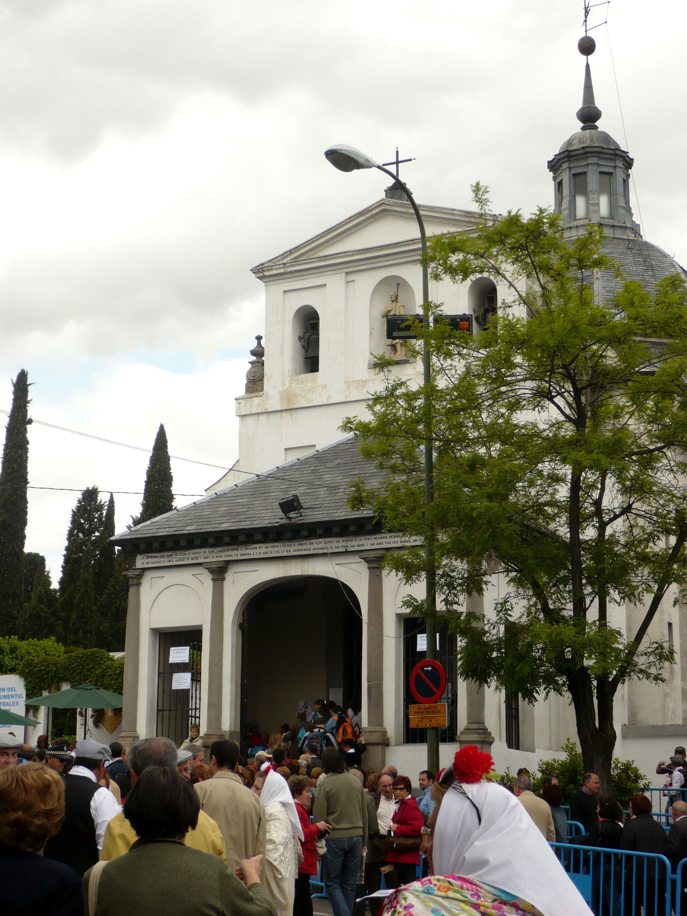 Ermita de San Isidro, por lamaga