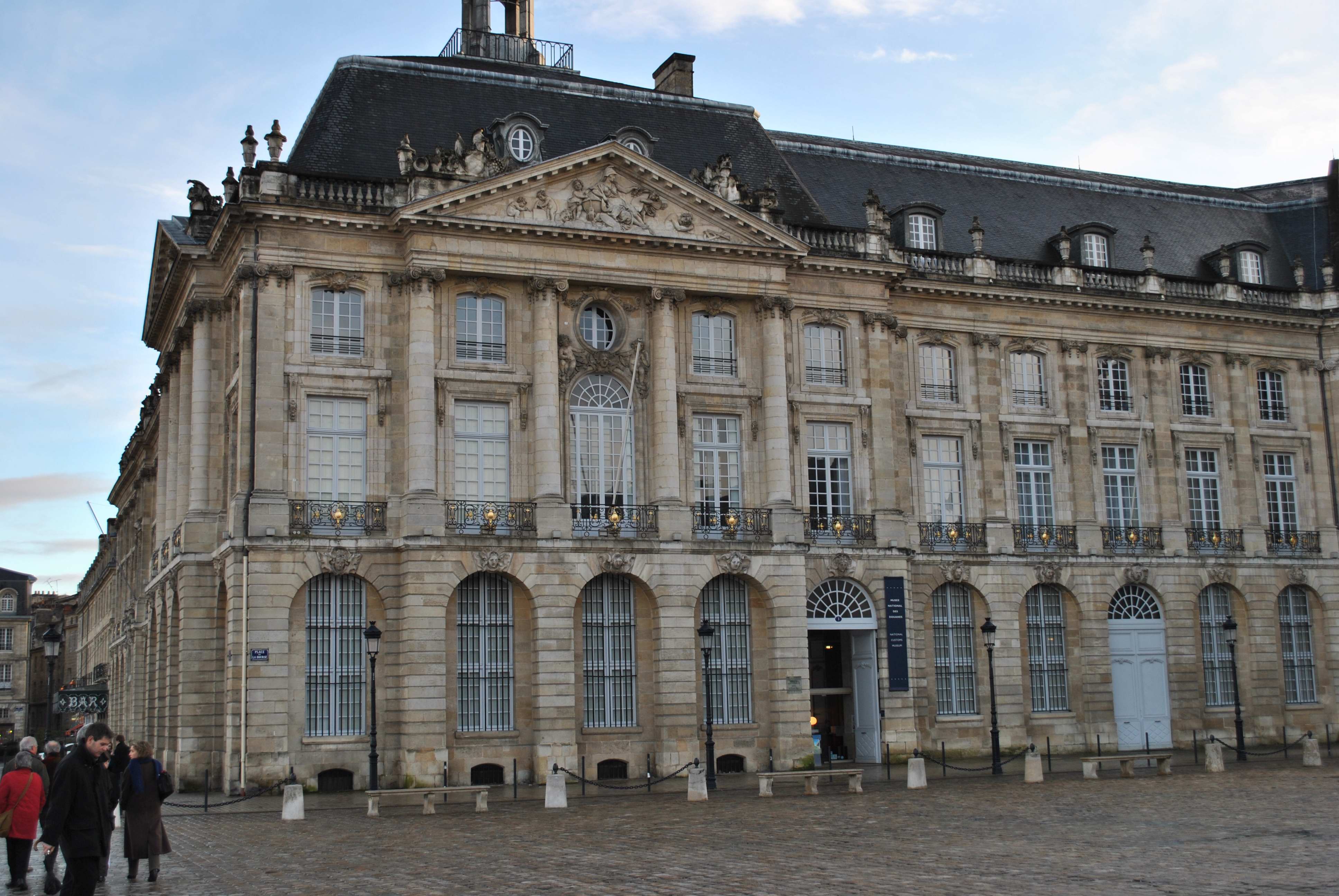 Museo des douanes, por maeva sorbier