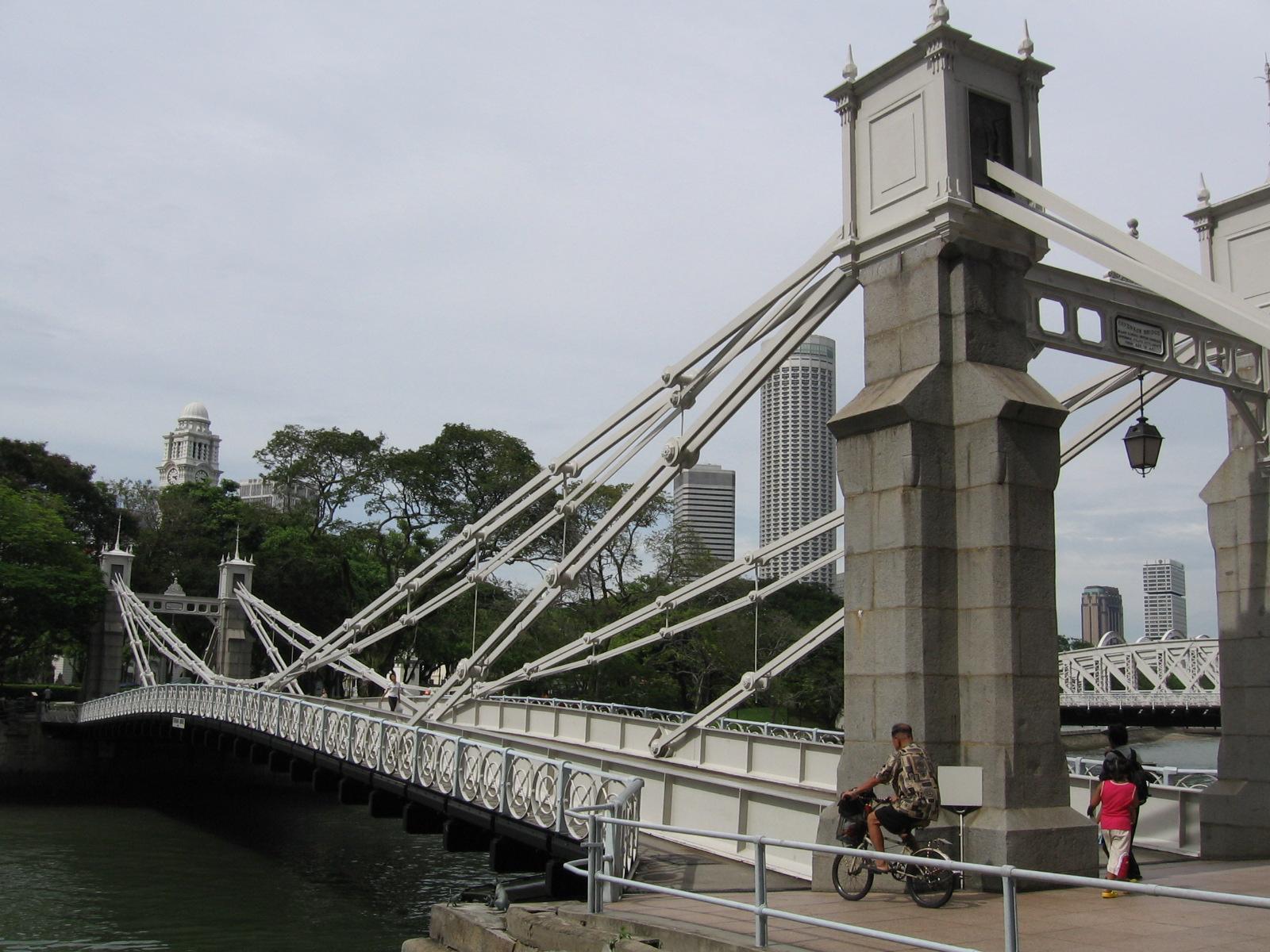 Puente Cavenagh, por Javier Cruz