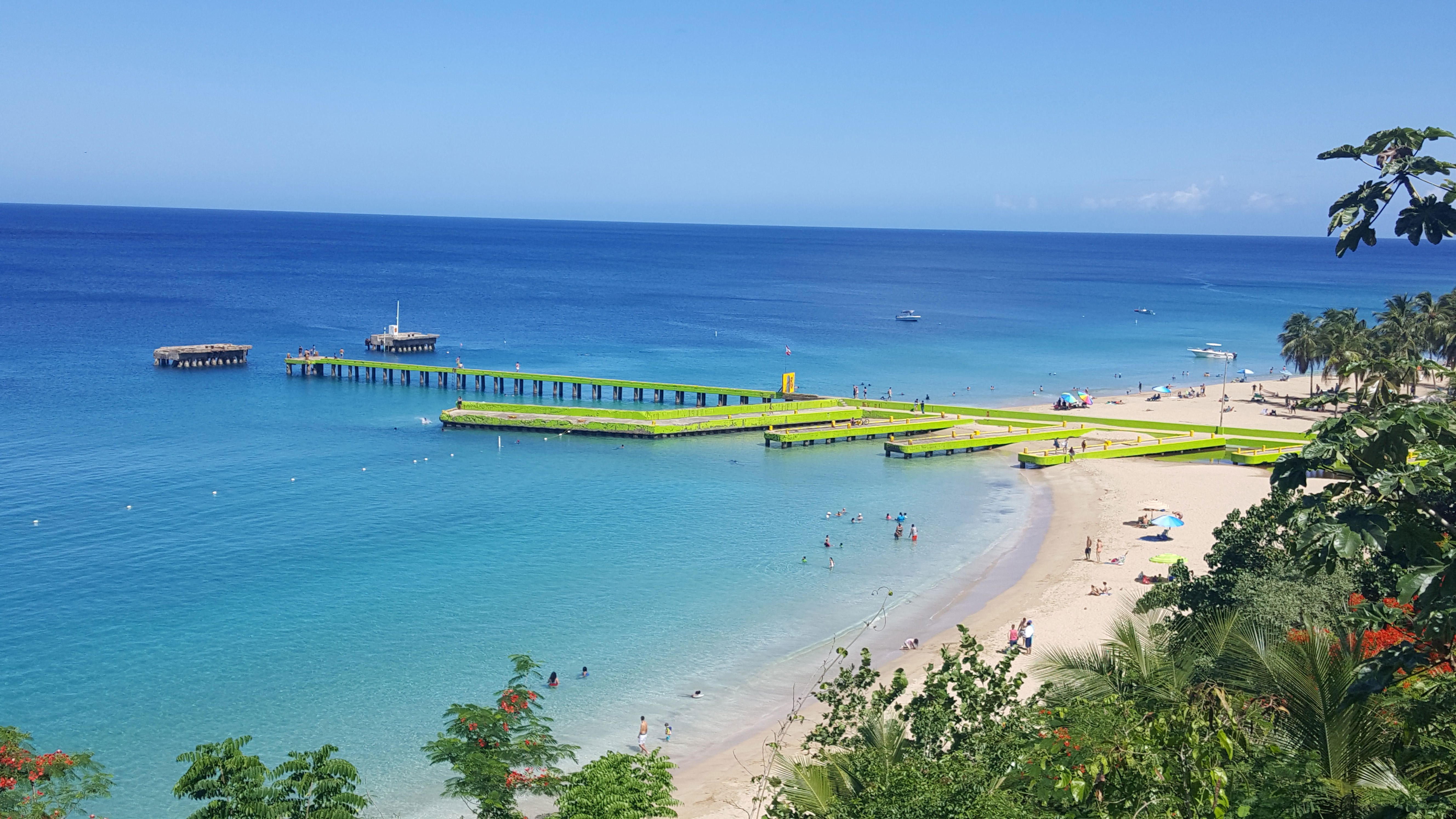 Crashboat Beach, por Aracelis Reyes