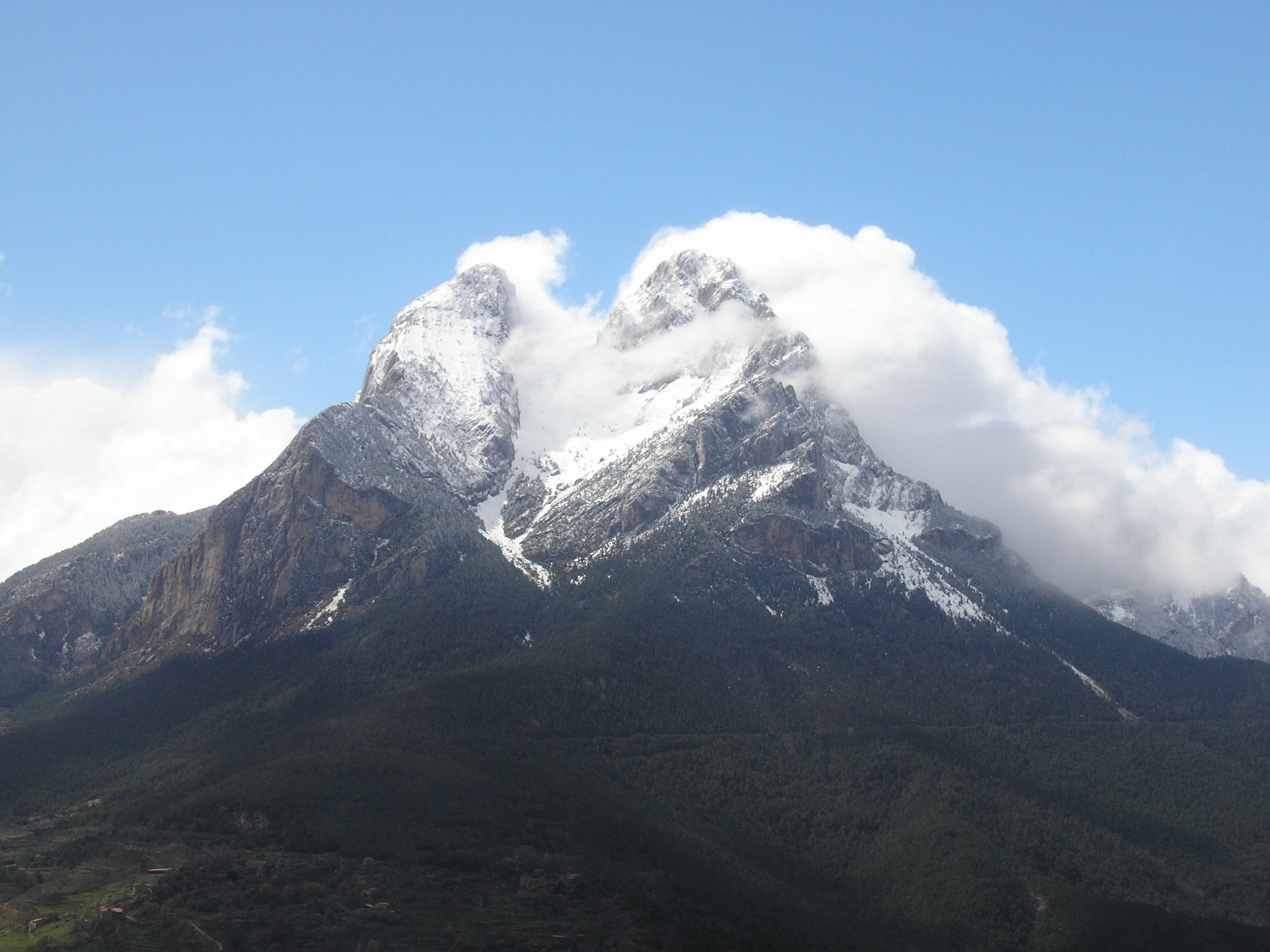 El Pedraforca, por travelphotobox