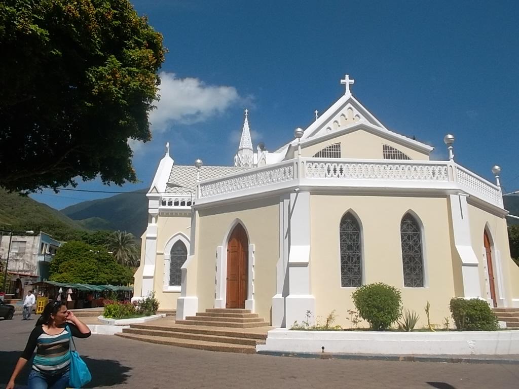 Iglesia de La Virgen del Valle, por Ismenia Berenice Lopez