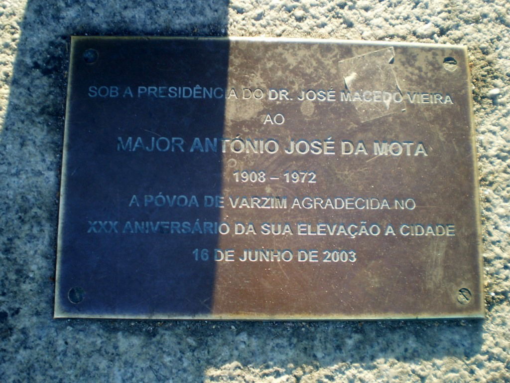 Monumento a Antonio José da Mota, por Gorgonita