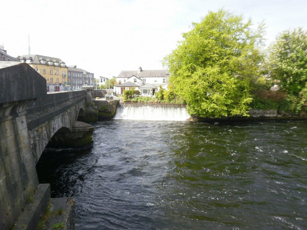 Río Corrib, por Rikkupikku