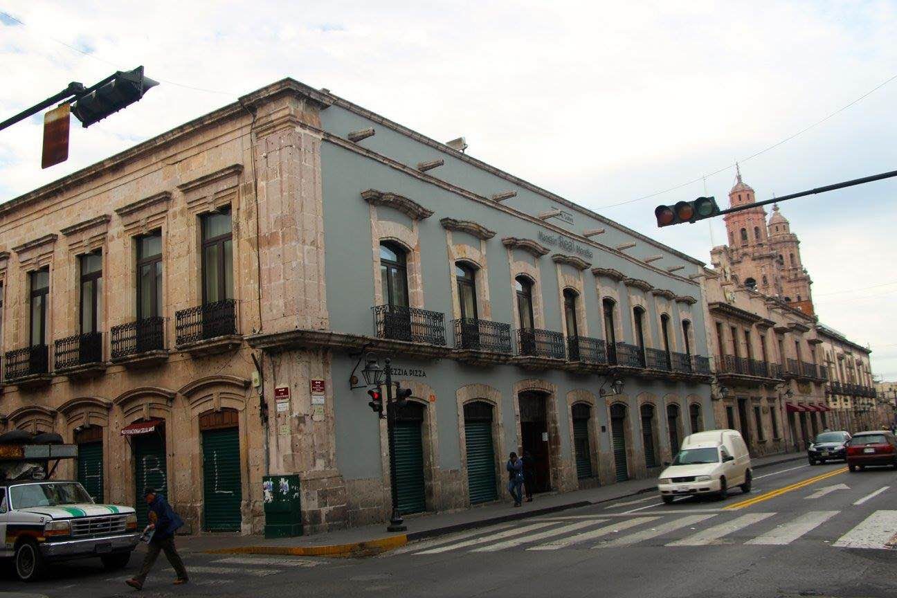 Antigua Calle Real, por Diana Patricia Montemayor Flores