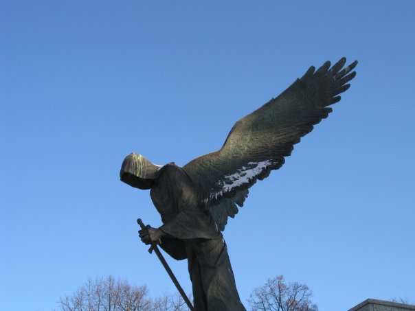 Monumento a la Masacre de Katyn, por Las sandalias de Ulises