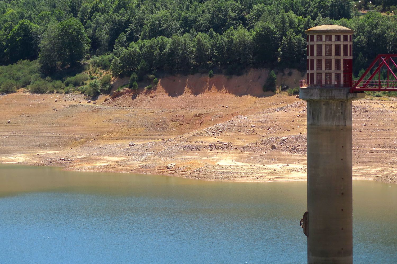 Embalse de Pajares, por Rebeca Serna - Viajeros 3.0