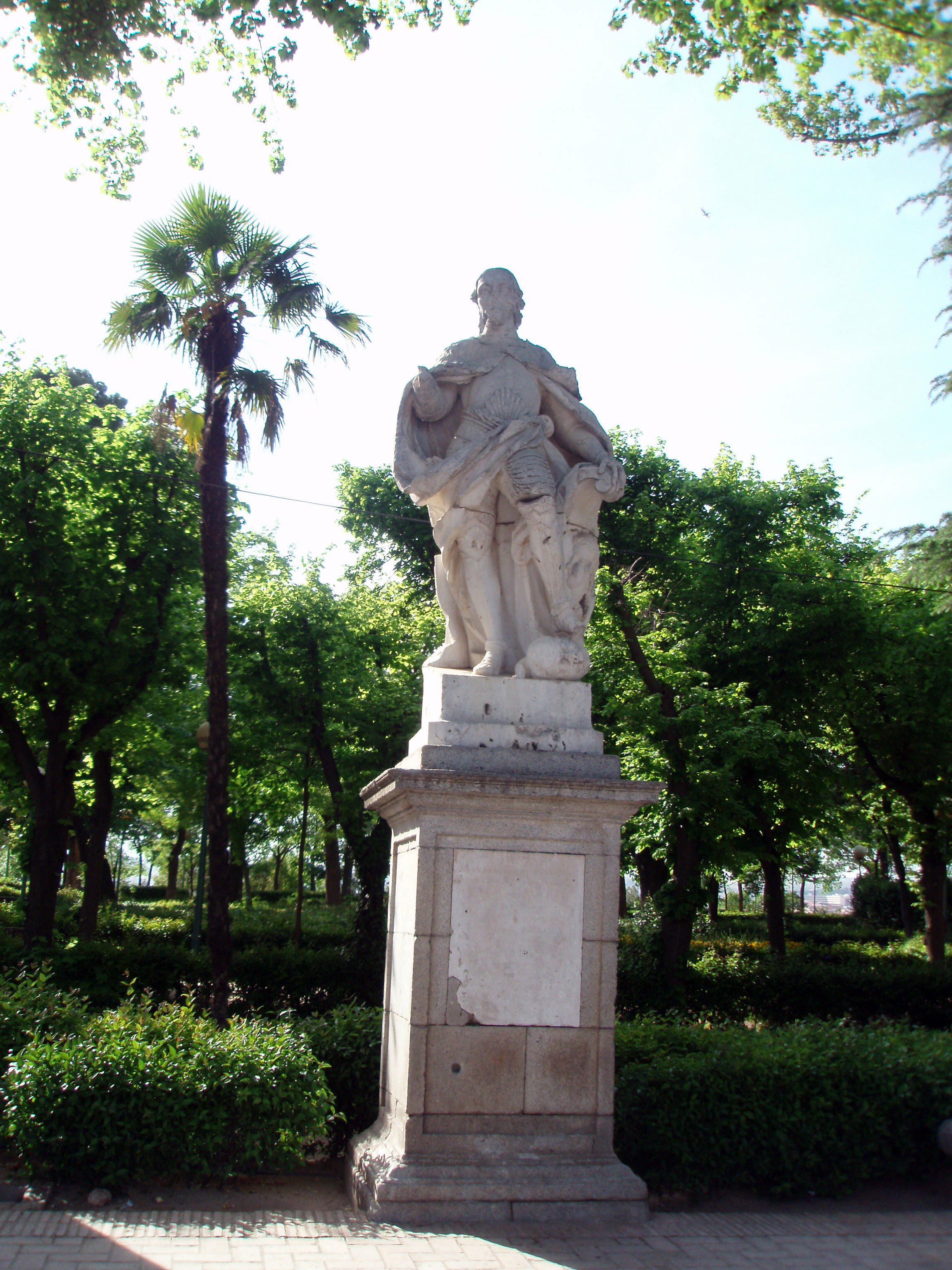 Estatua de Alfonso VIII, por Joxu