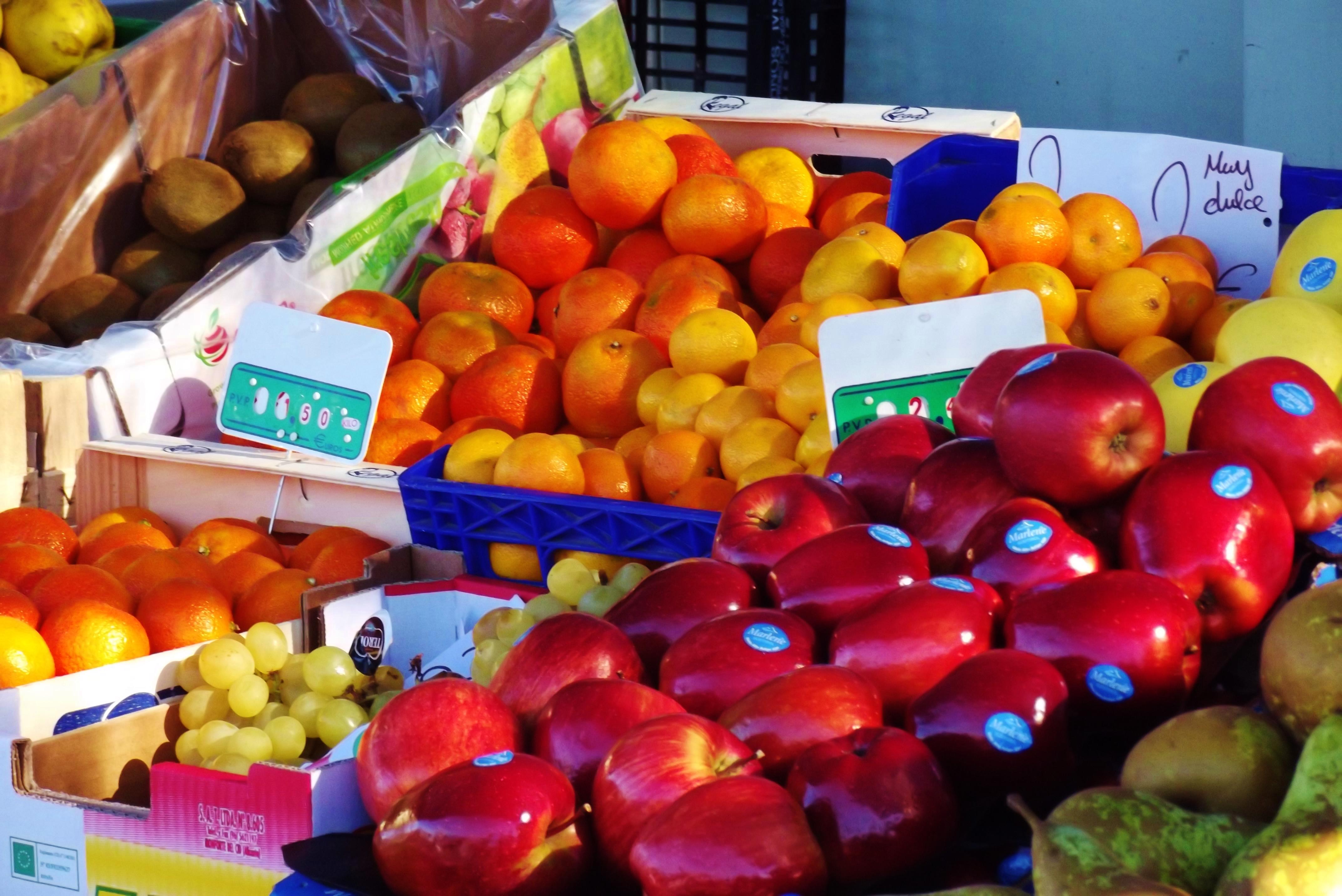 Descubre los vibrantes mercados en Gijón y su auténtica esencia local