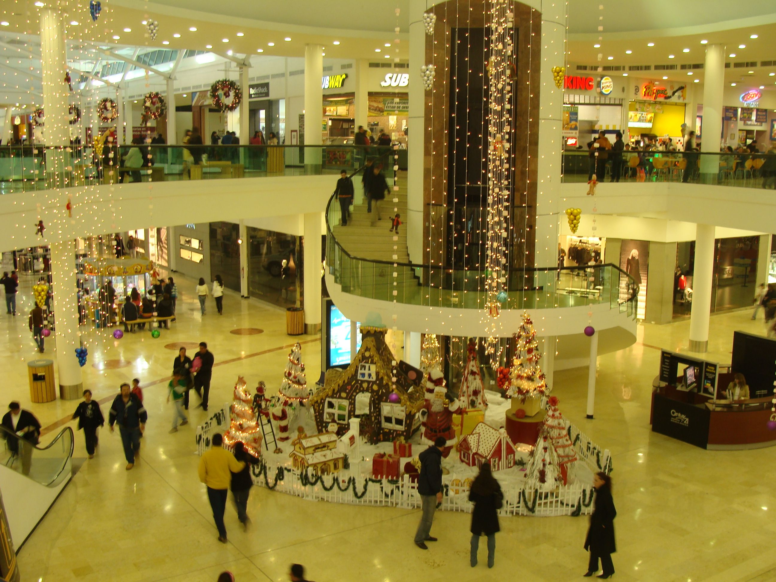 Chihuahua Fashion Mall, por Carlos Chávez Cámara