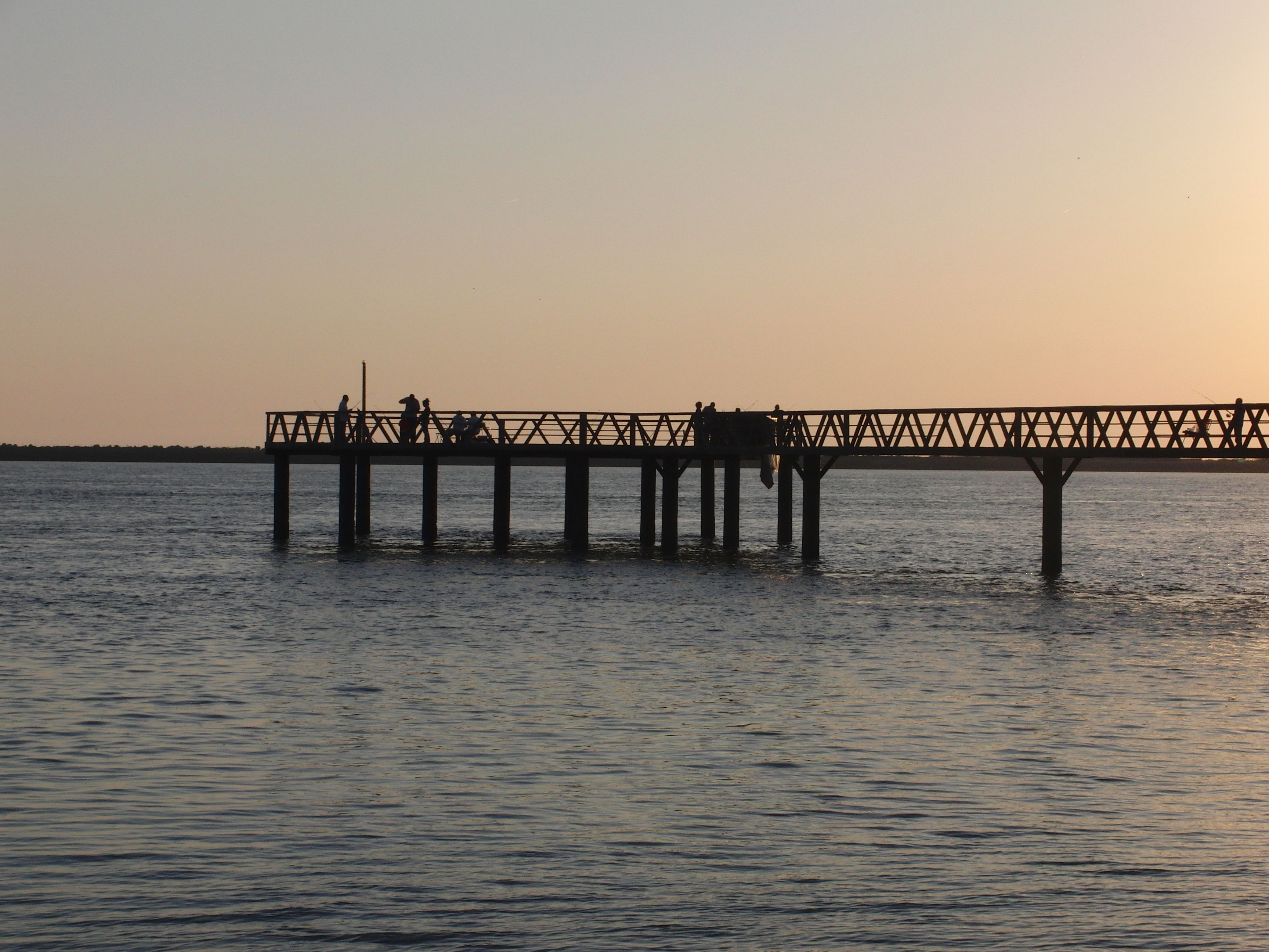 Muelle y Casa del Vigía Mazagón, por David Cabrera