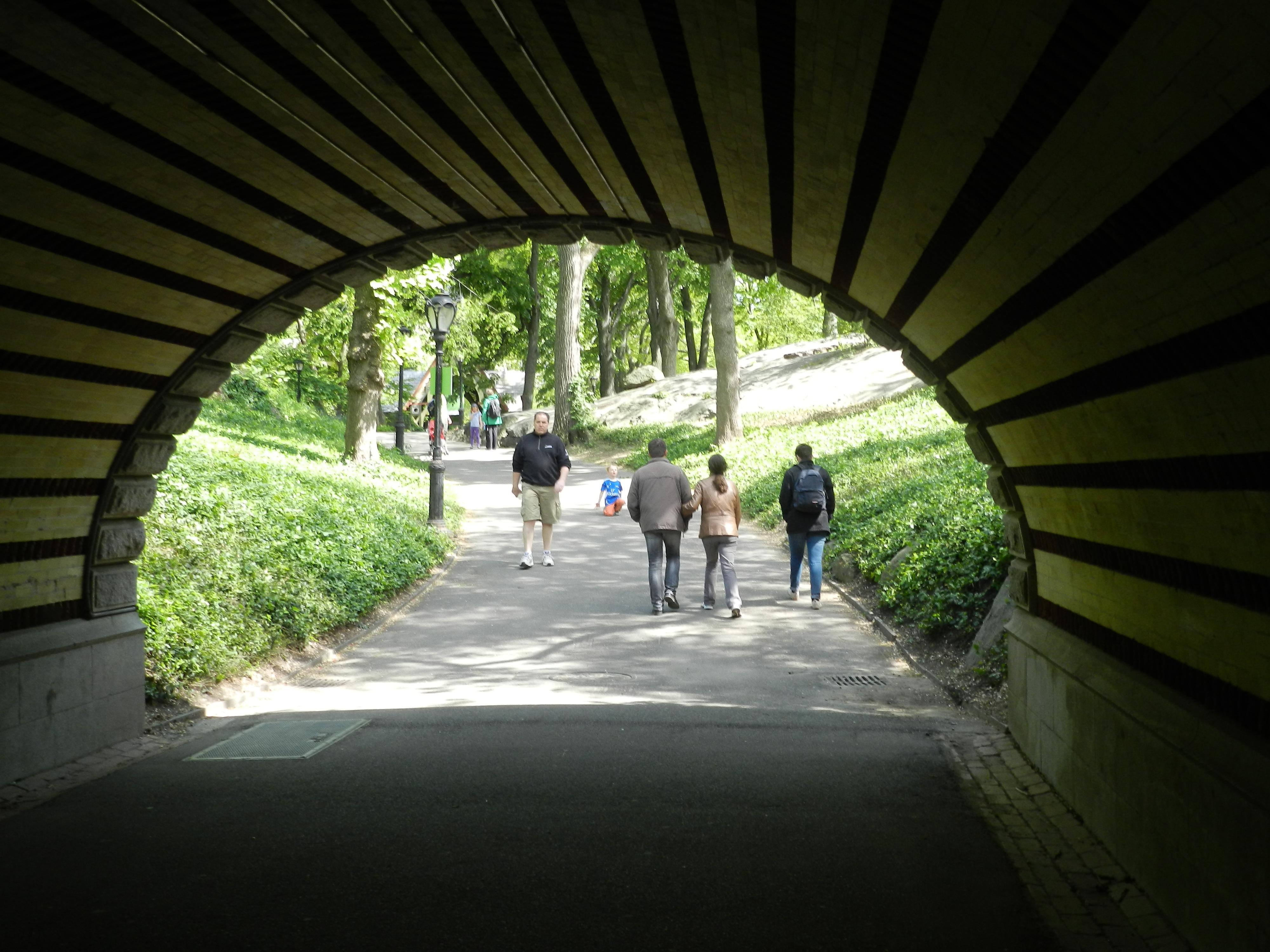 Playmates Arch (Central Park), por TiffG