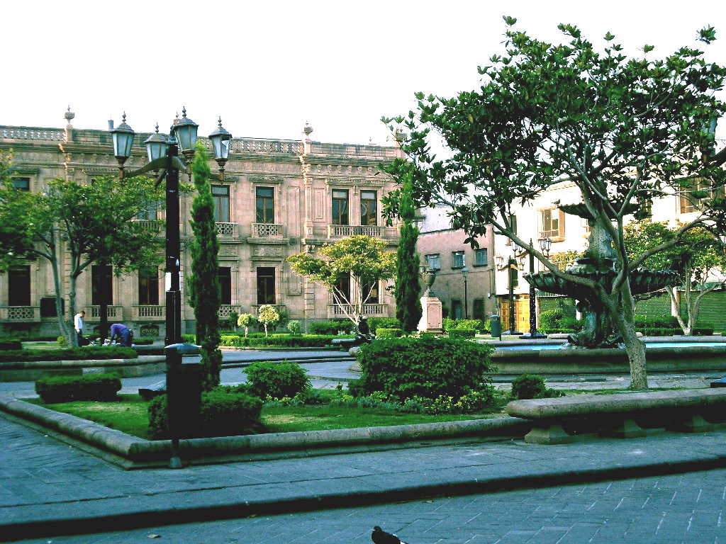 Jardín Hidalgo (Plaza de Armas), por Almudena