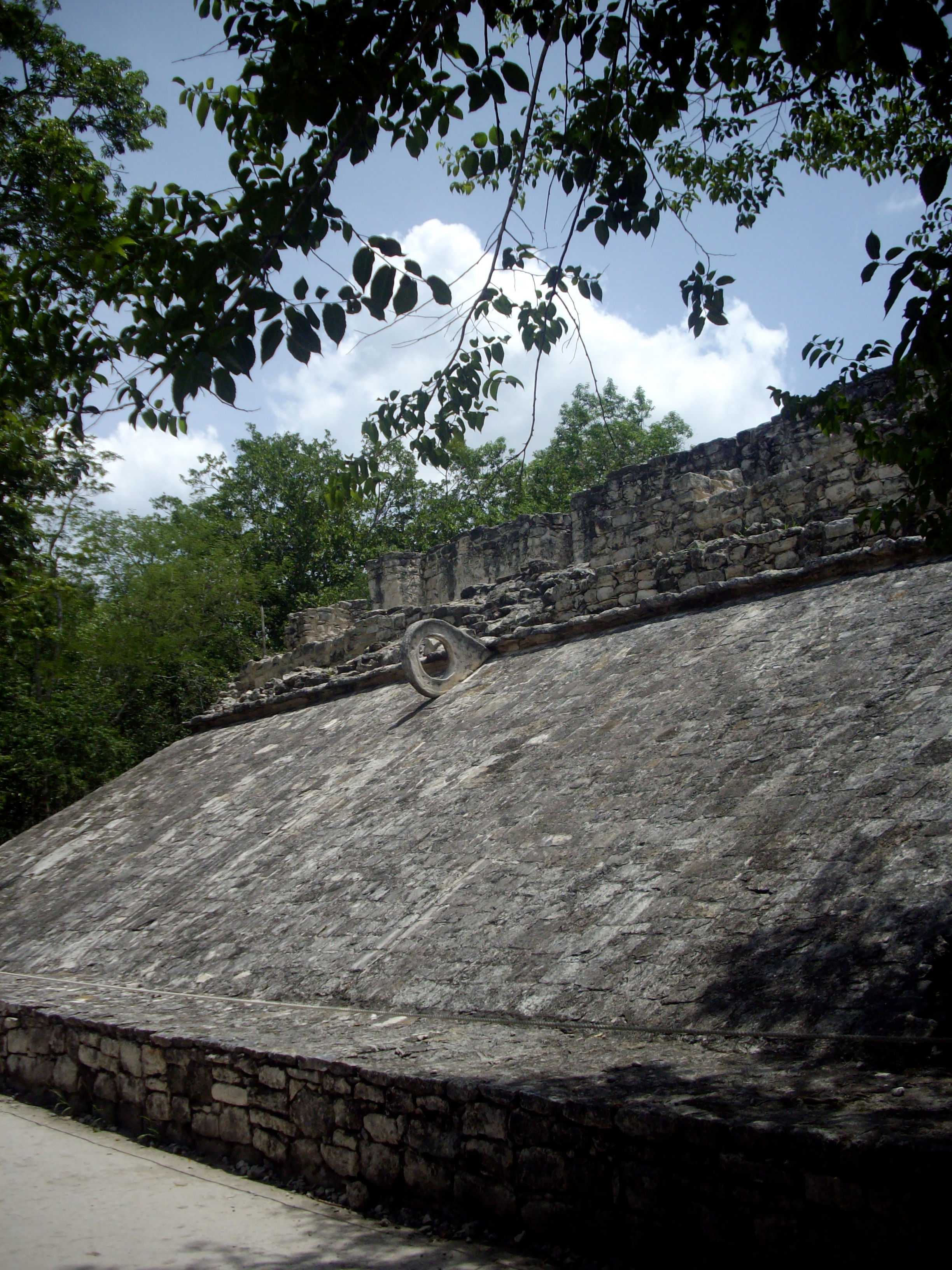 Coba juego de pelota, por elodies535