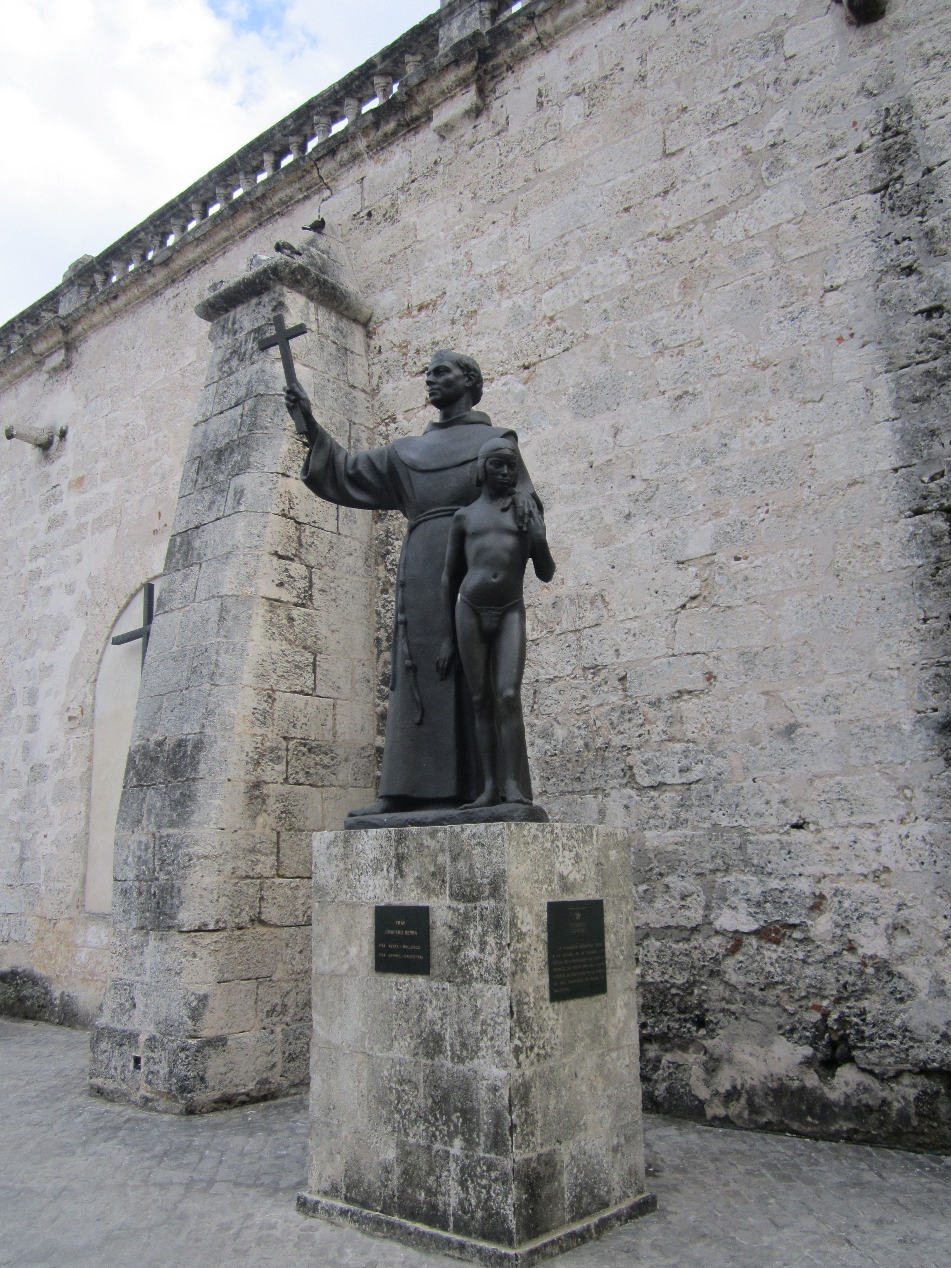 Estatua fray junipero serra, por Daniela VILLARREAL