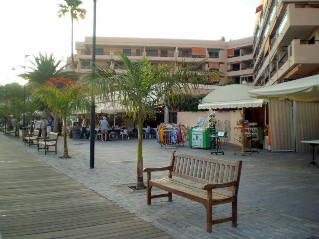 Paseo Marítimo de Los Cristianos, por Lala