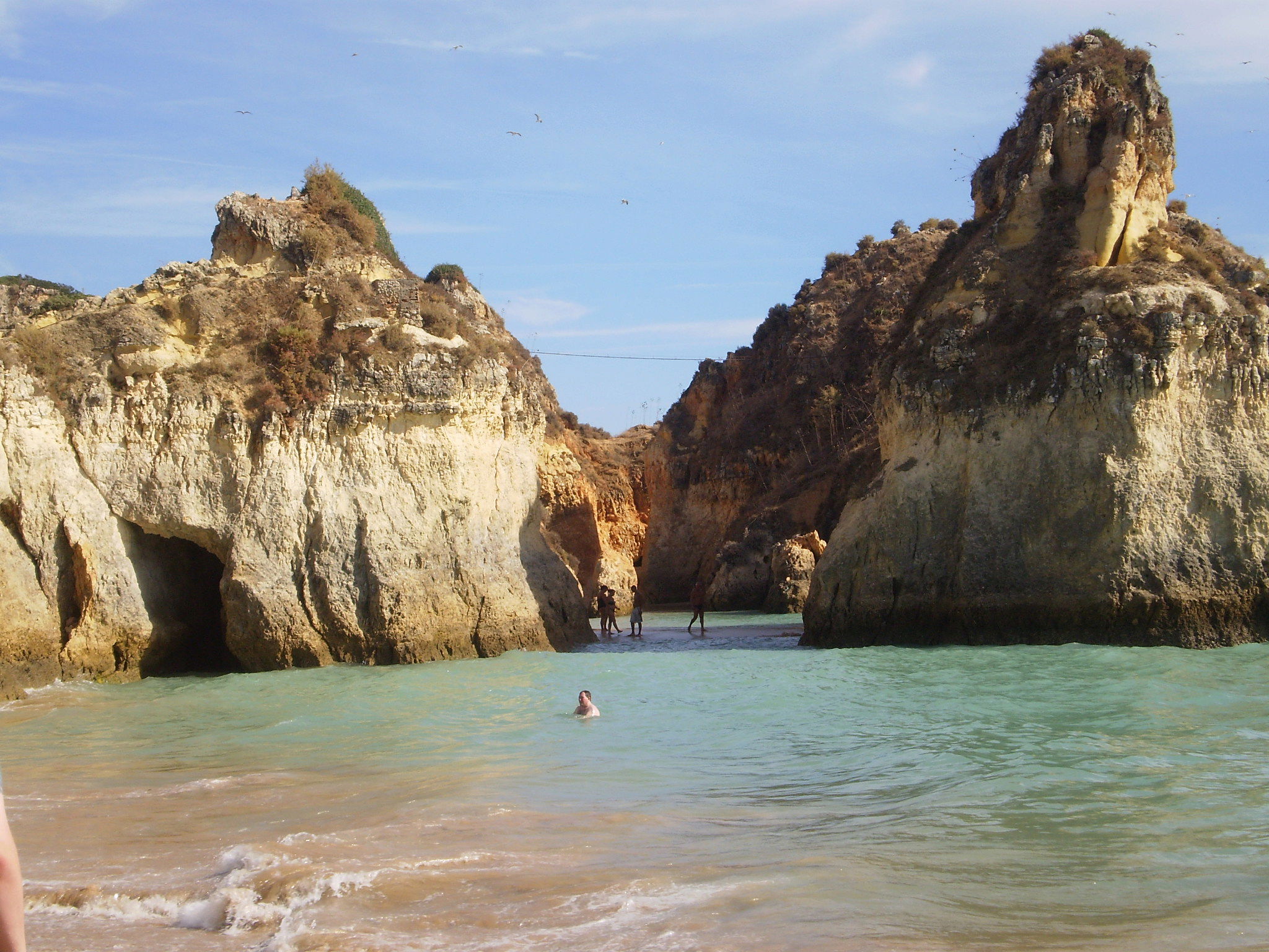 Playa de los Tres Hermanos, por Sasa72
