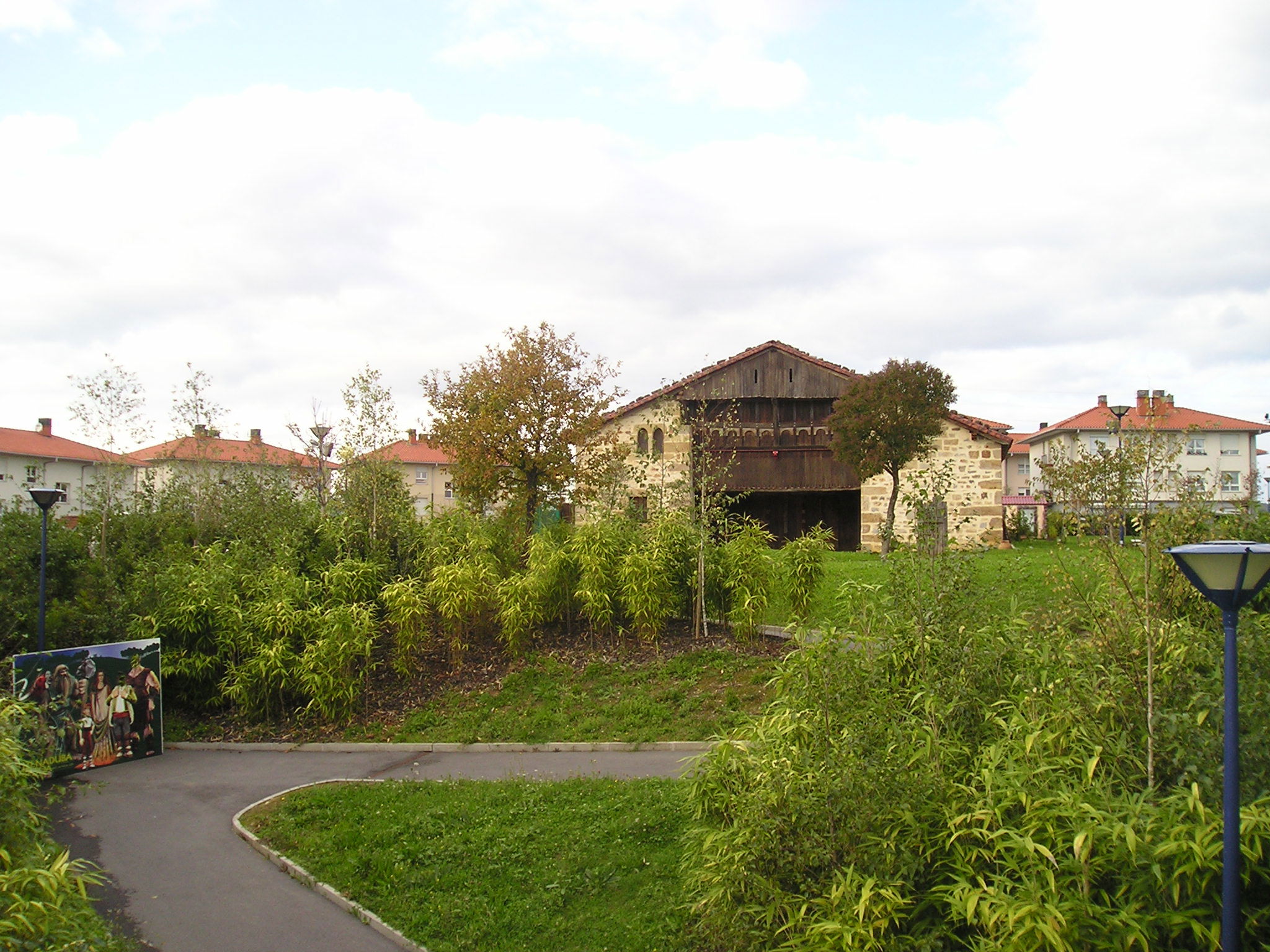 Parque Mitológico del País Vasco, por Turiscapadas