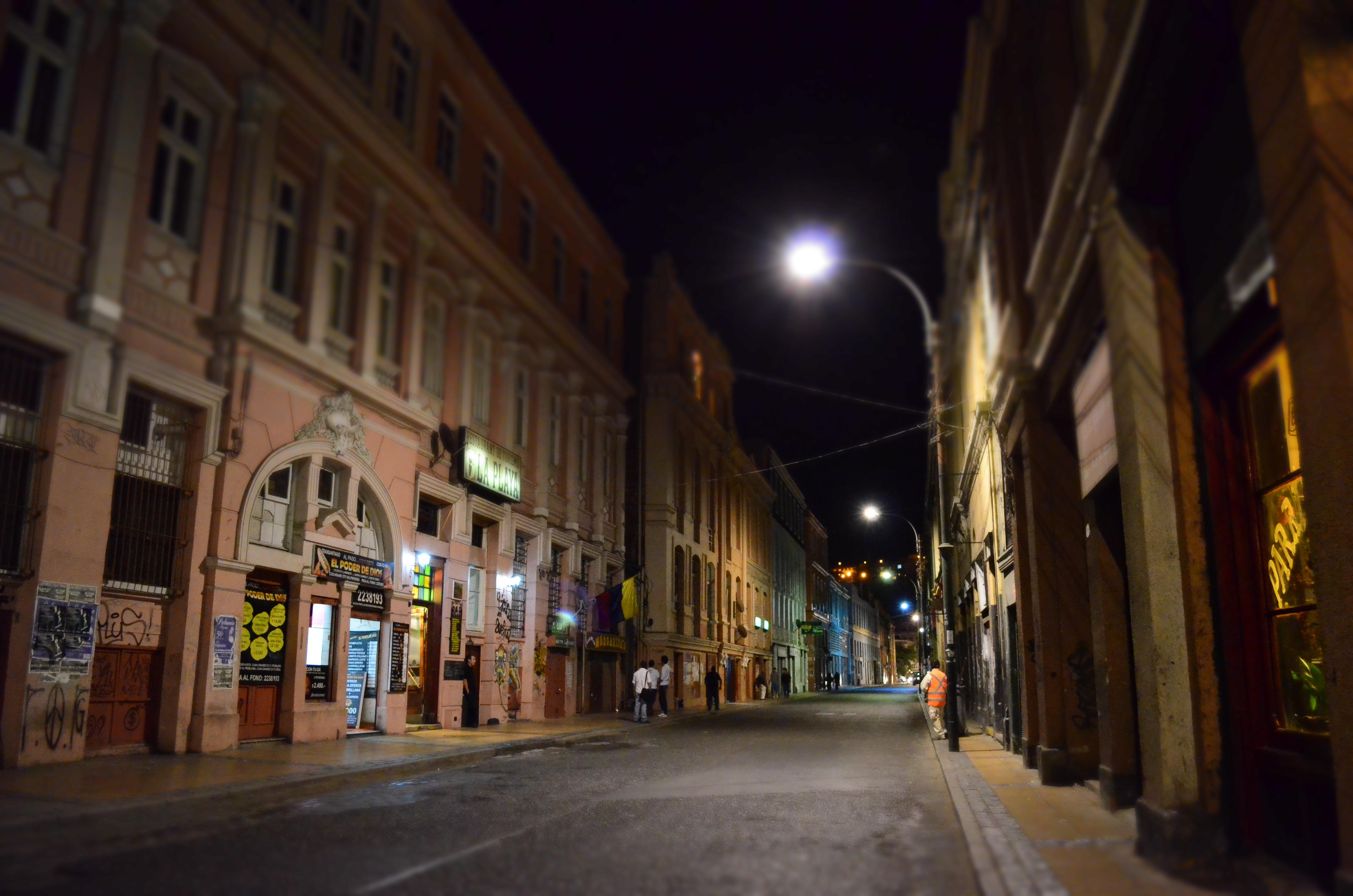 Calles en Valparaíso: un recorrido por sus tesoros escondidos