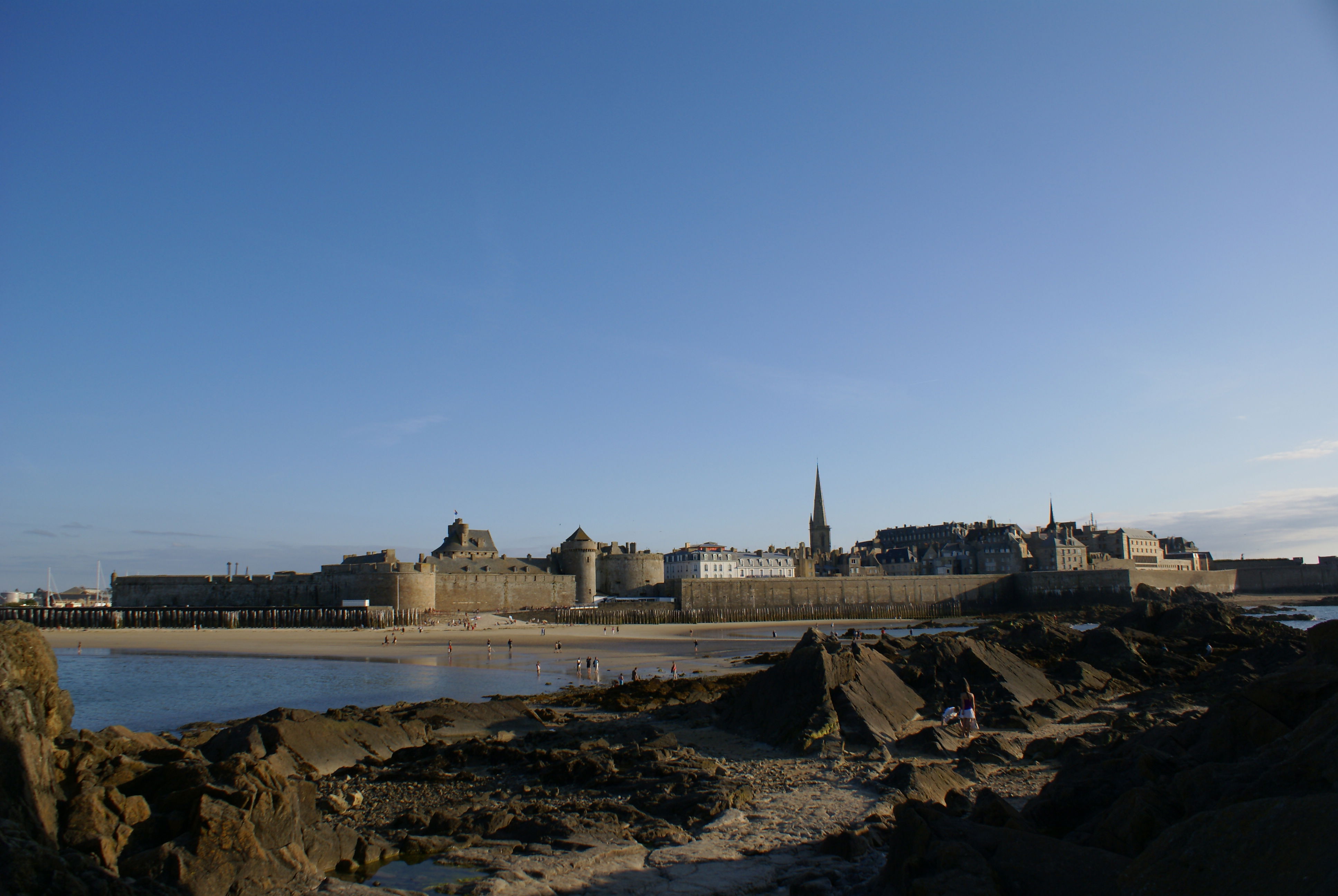 Monumentos históricos de Saint-Malo: Historia y encanto en sus murallas