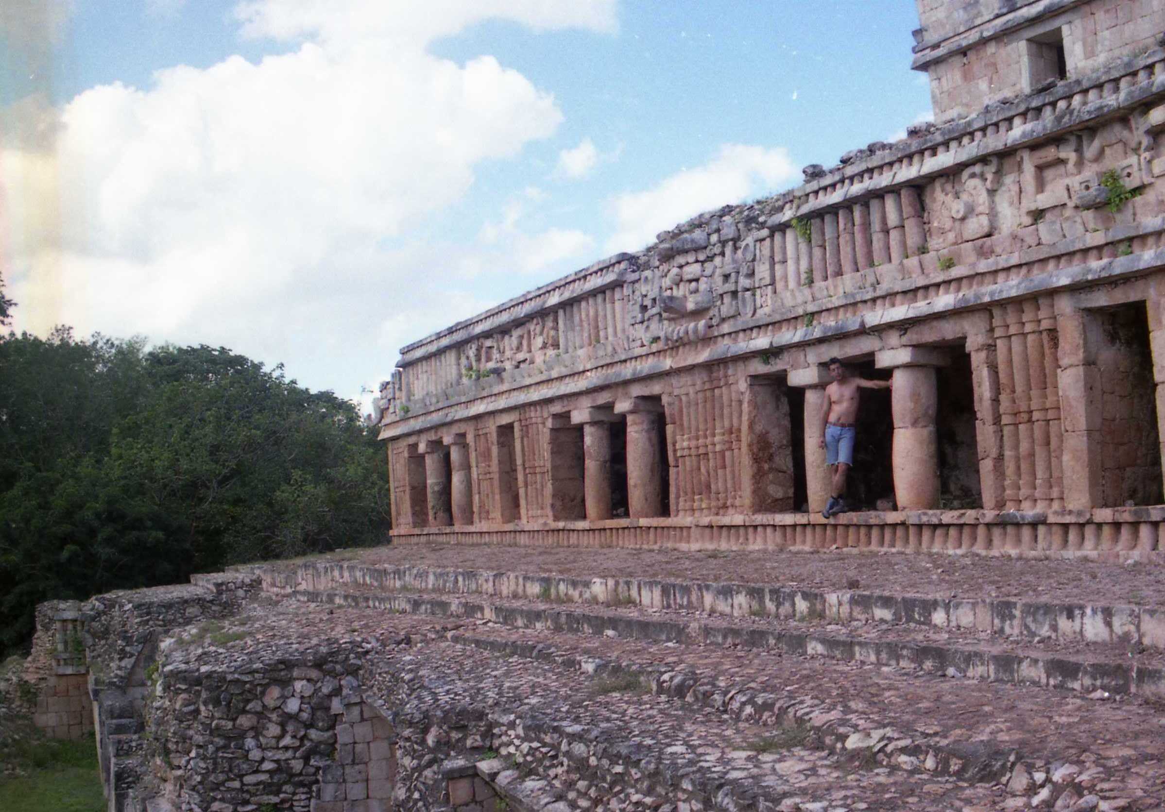 Ruinas de Sayil, por Héctor mibauldeblogs.com