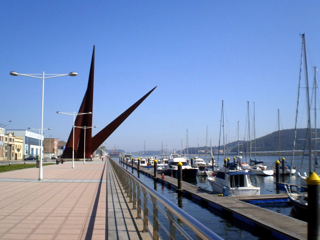 Escultura "Avilés", por Lala