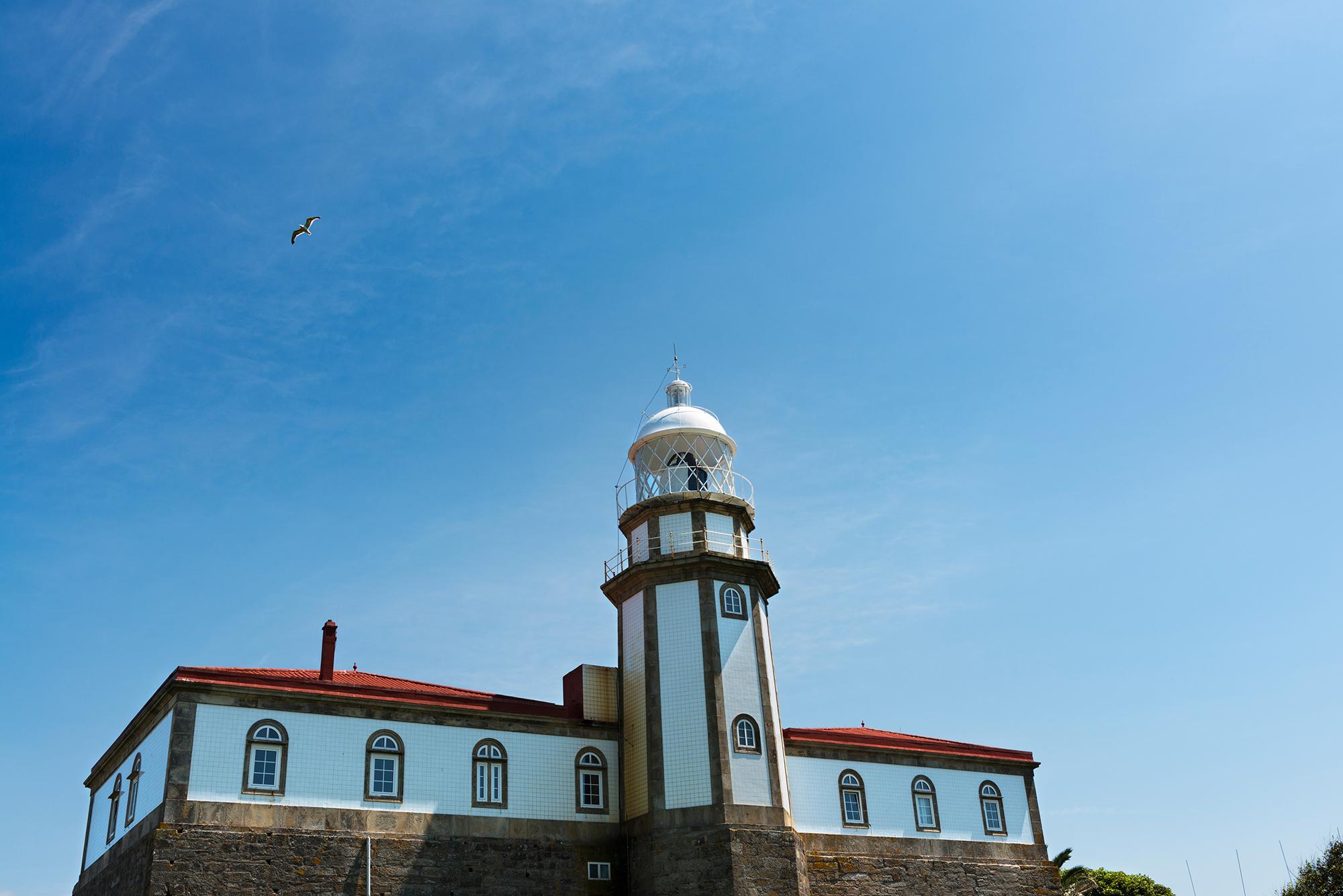 Faro de isla de Ons, por Andres Garcia