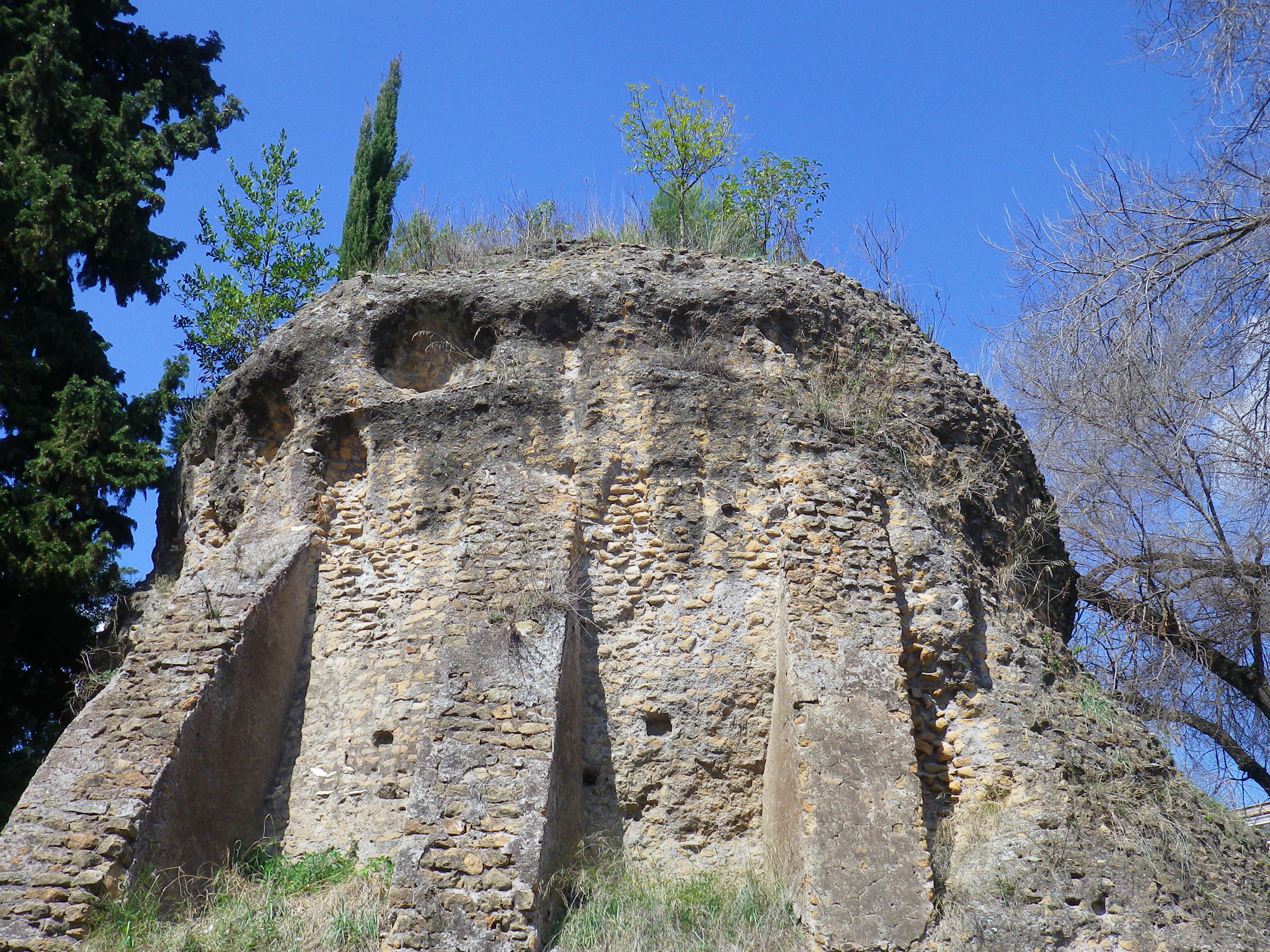 Mausoleo di Menenio Agrippa, por cinzia d'agostino
