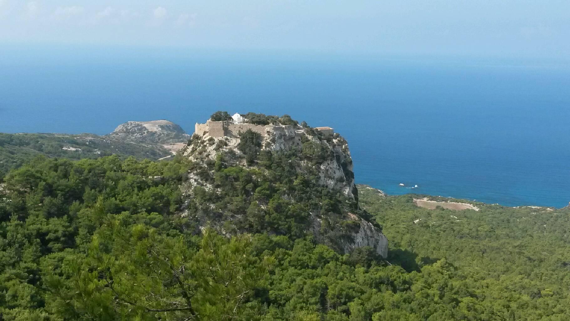 Castillo de Monolithos, por walter cataldi