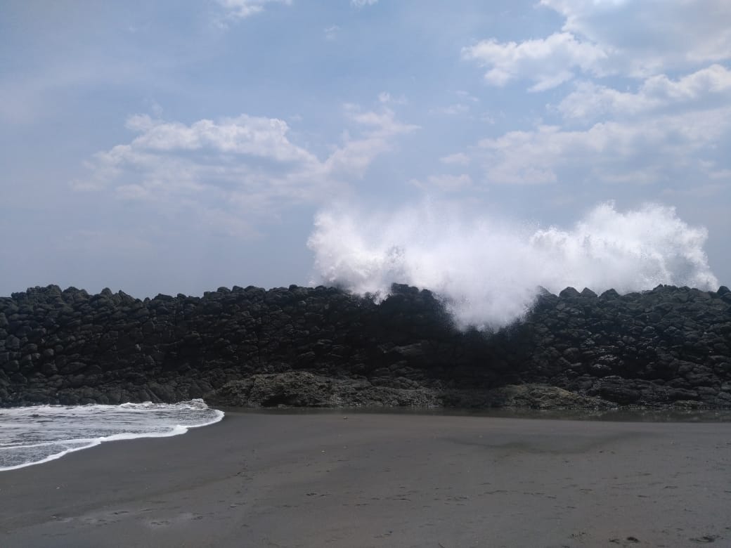 Playa del Tránsito, por Adriana Sobalvarro de DeLeon