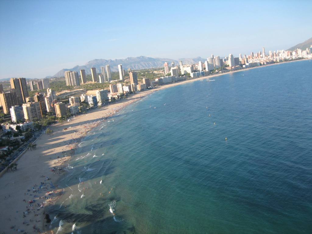 Playa Poniente, por Lala