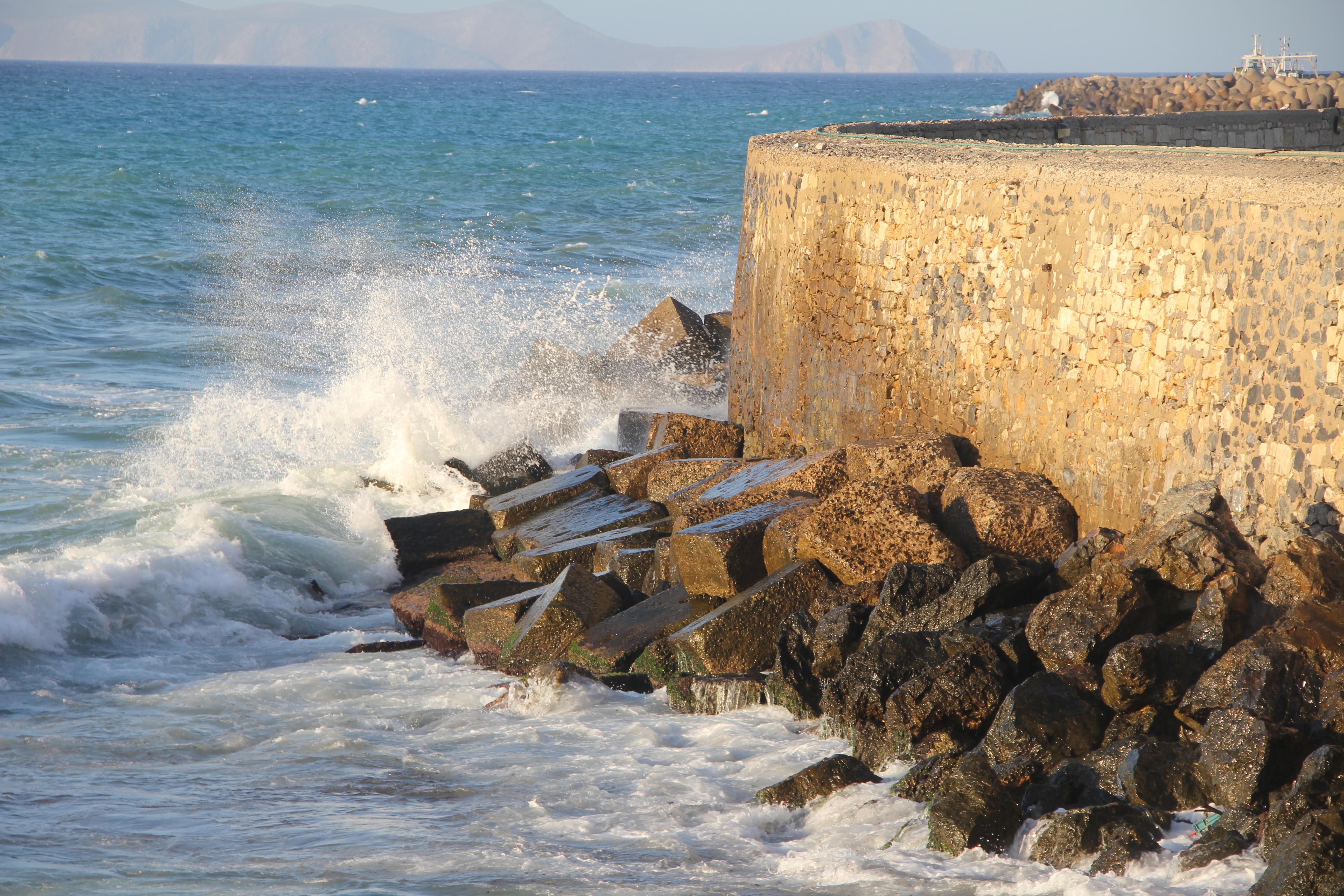 Puertos en Crete: descubre los encantos de sus costas y travesías