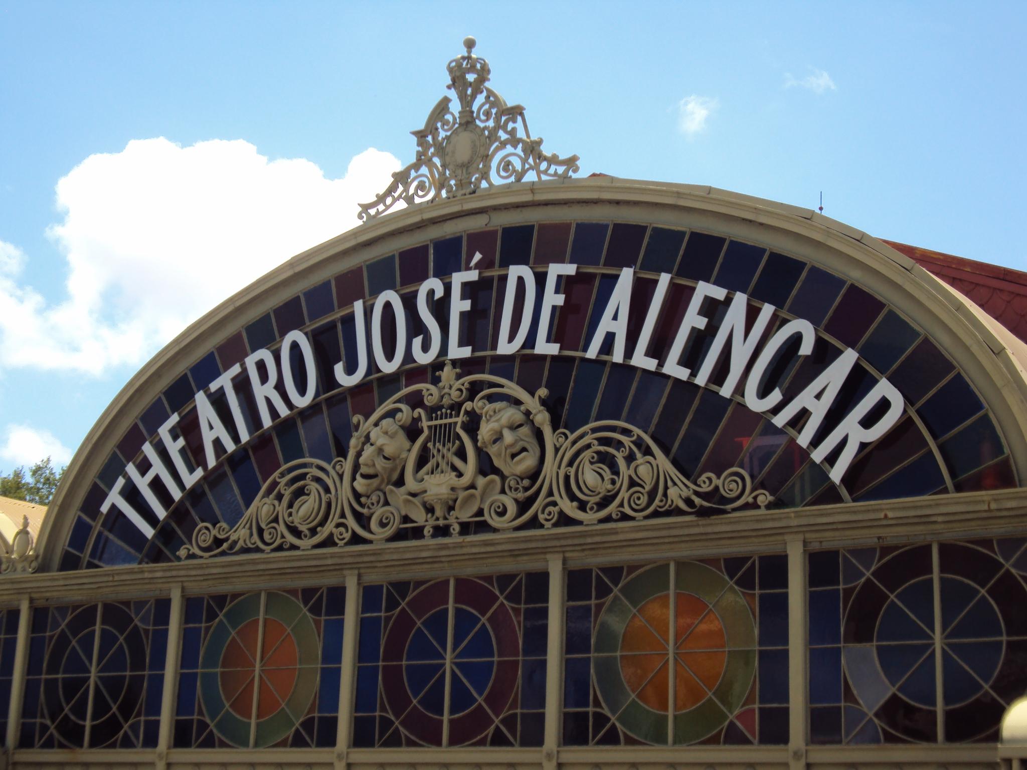 Teatro José de Alencar, por Átila Ximenes