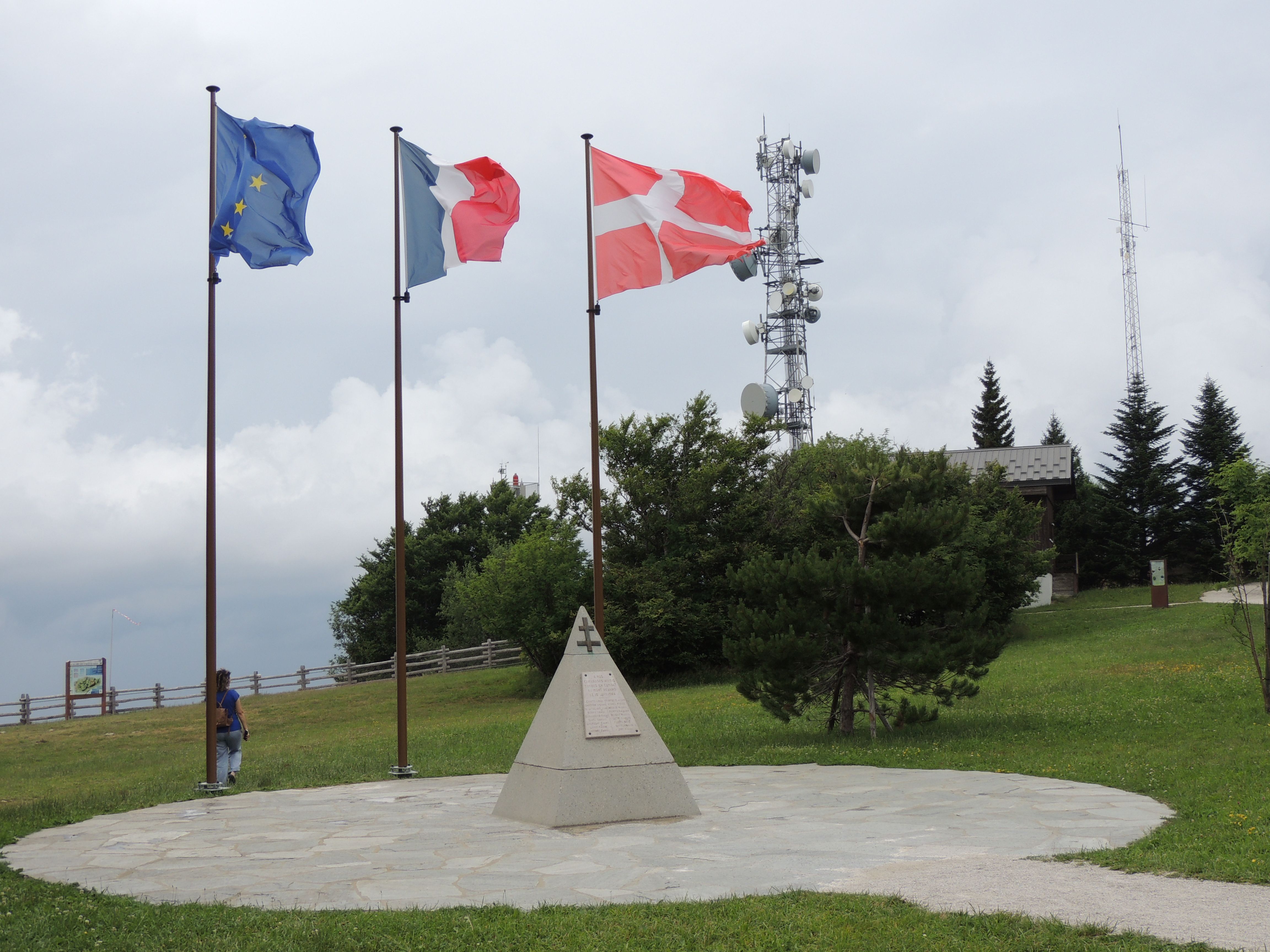 Explorando los monumentos históricos de Saboya: un legado fascinante