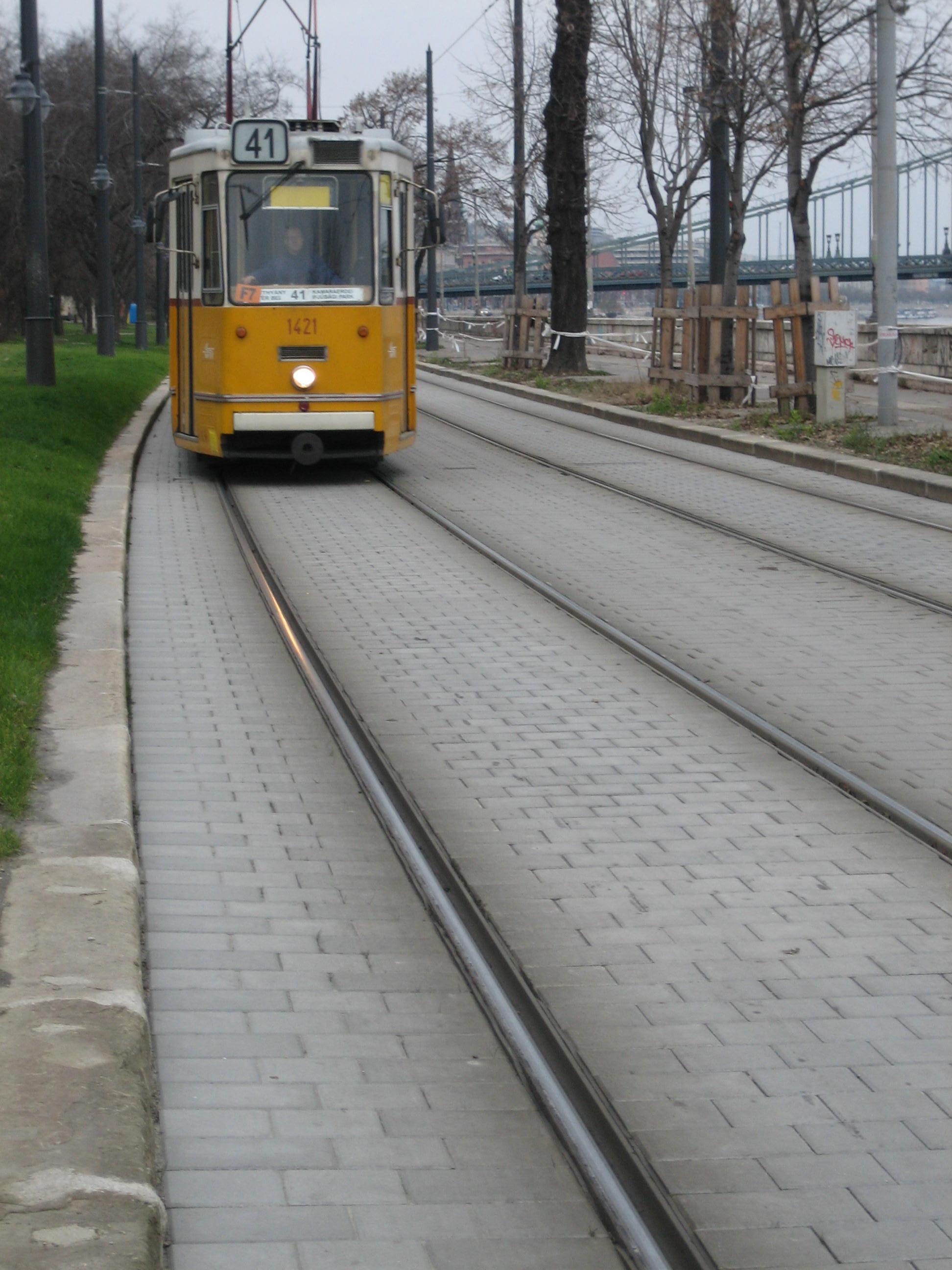 Tranvia, por Fer Tamudo
